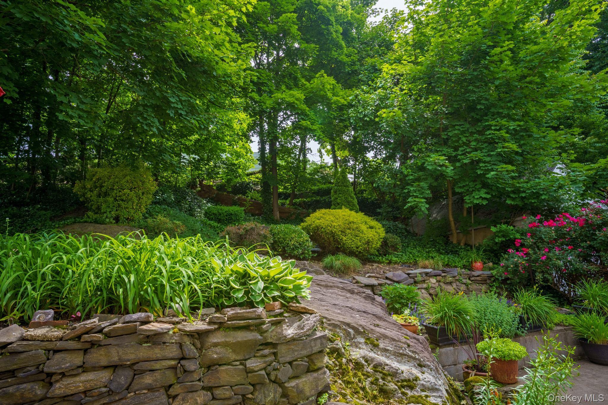 9 Esplanade Property Photo 15