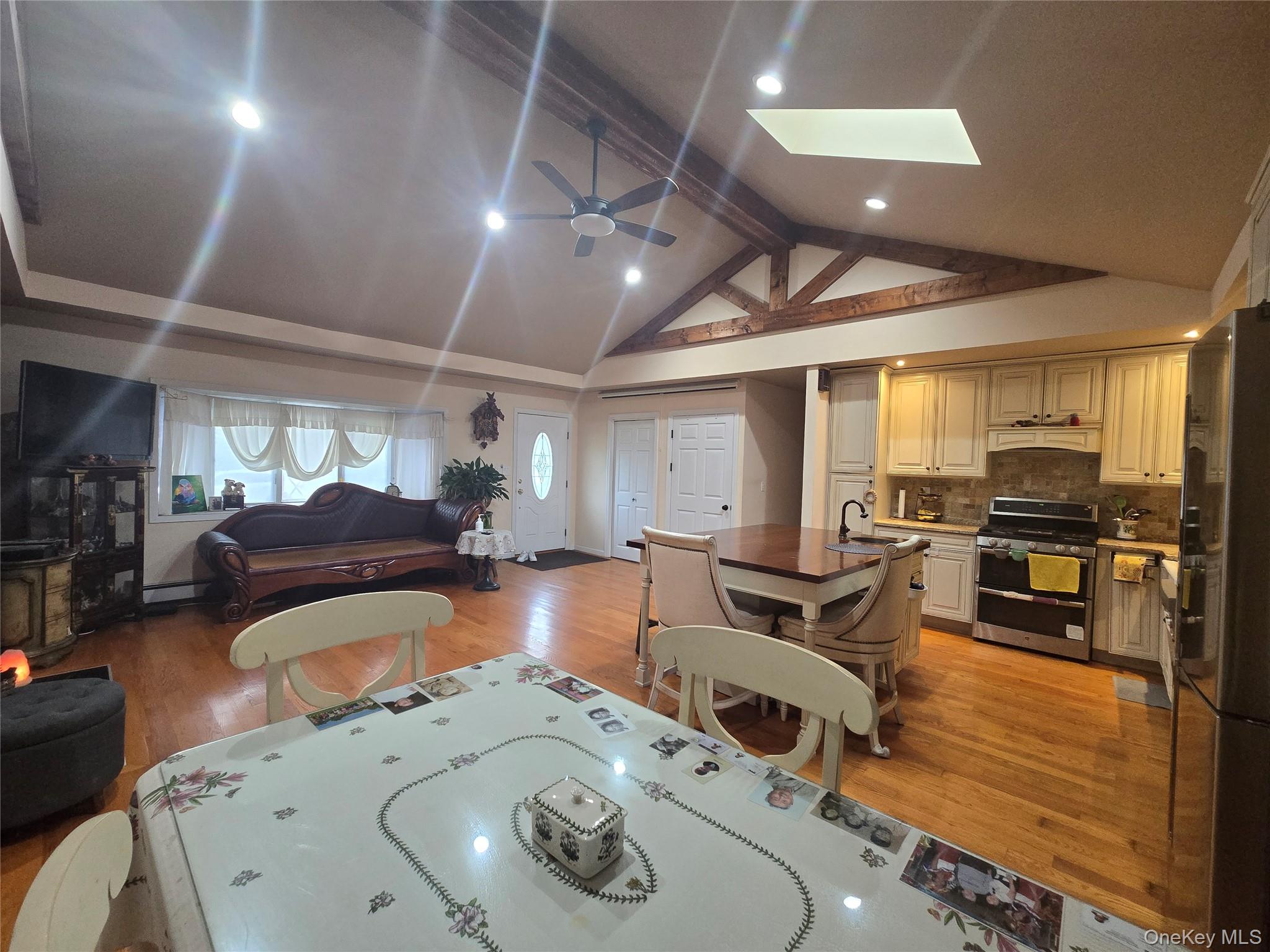 224 Ohio Street Property Photo 3