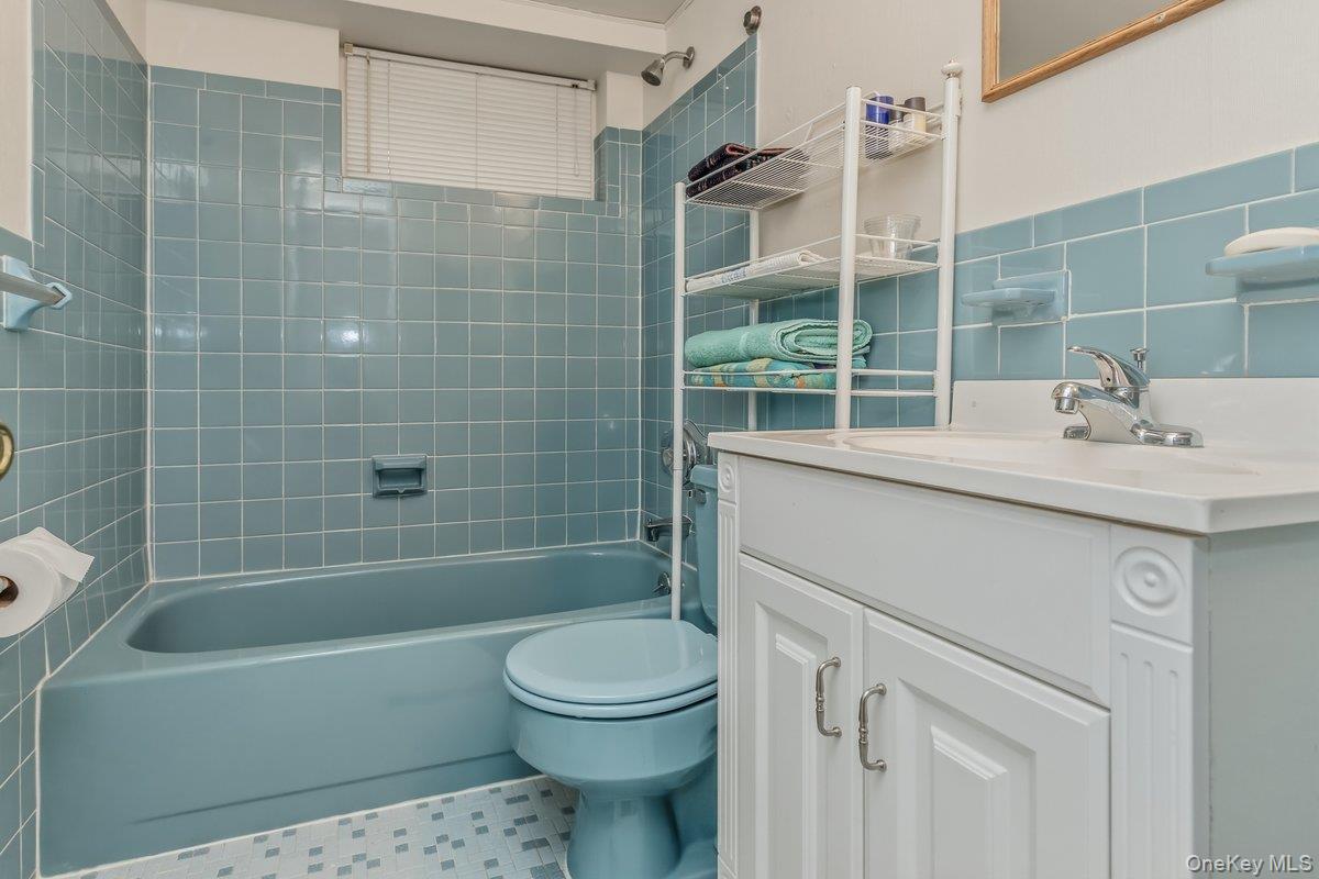 22 Wood Street Property Photo 19