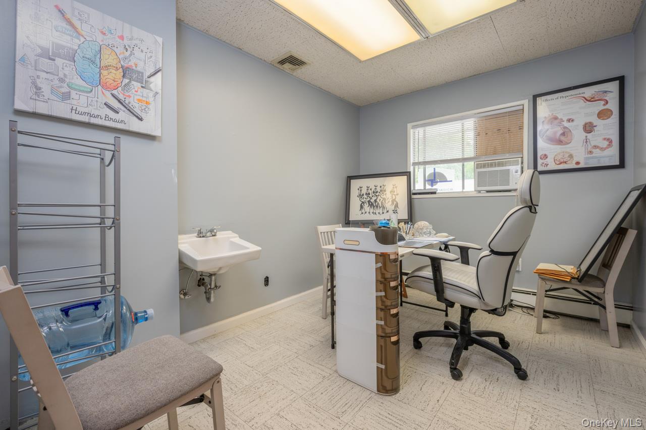 60 College Avenue 1 - Upper Property Photo 8