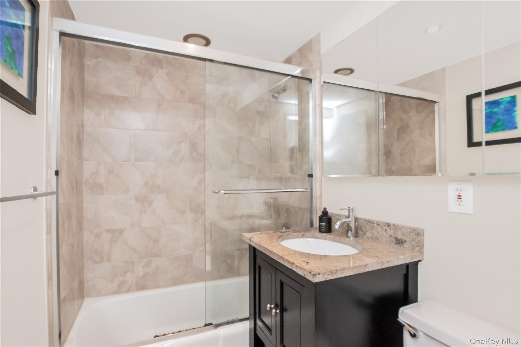 1155 Warburton Avenue 3pr Property Photo 8