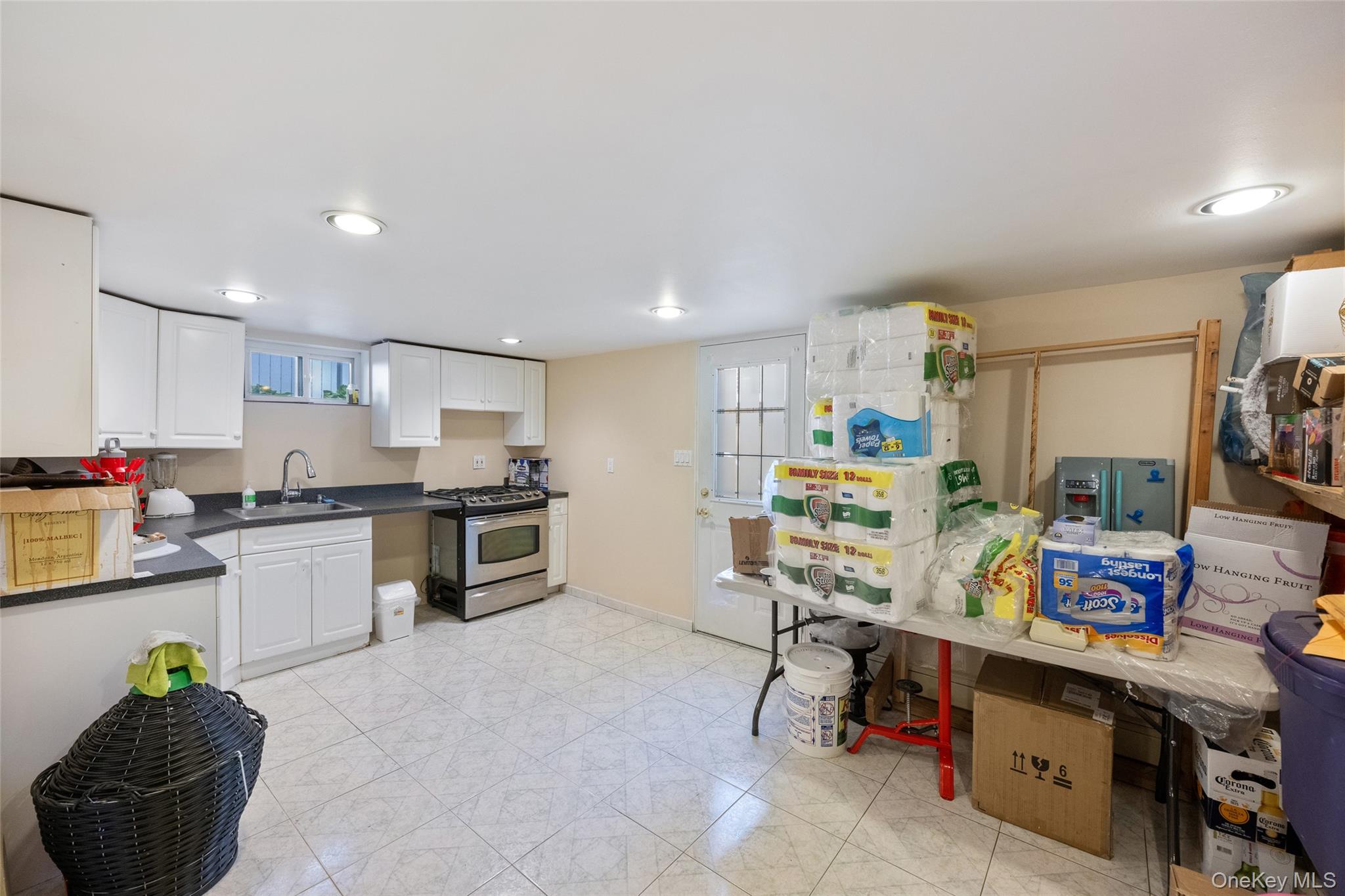 319 Rintin Street Property Photo 27