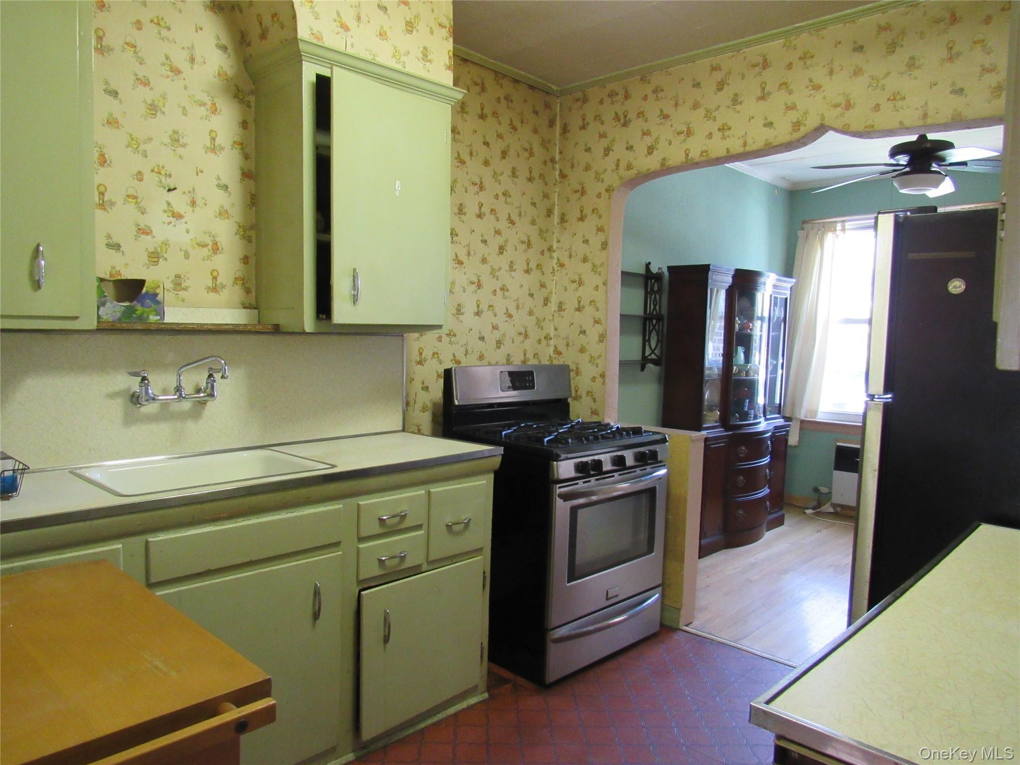 13326 86th Street Property Photo 3