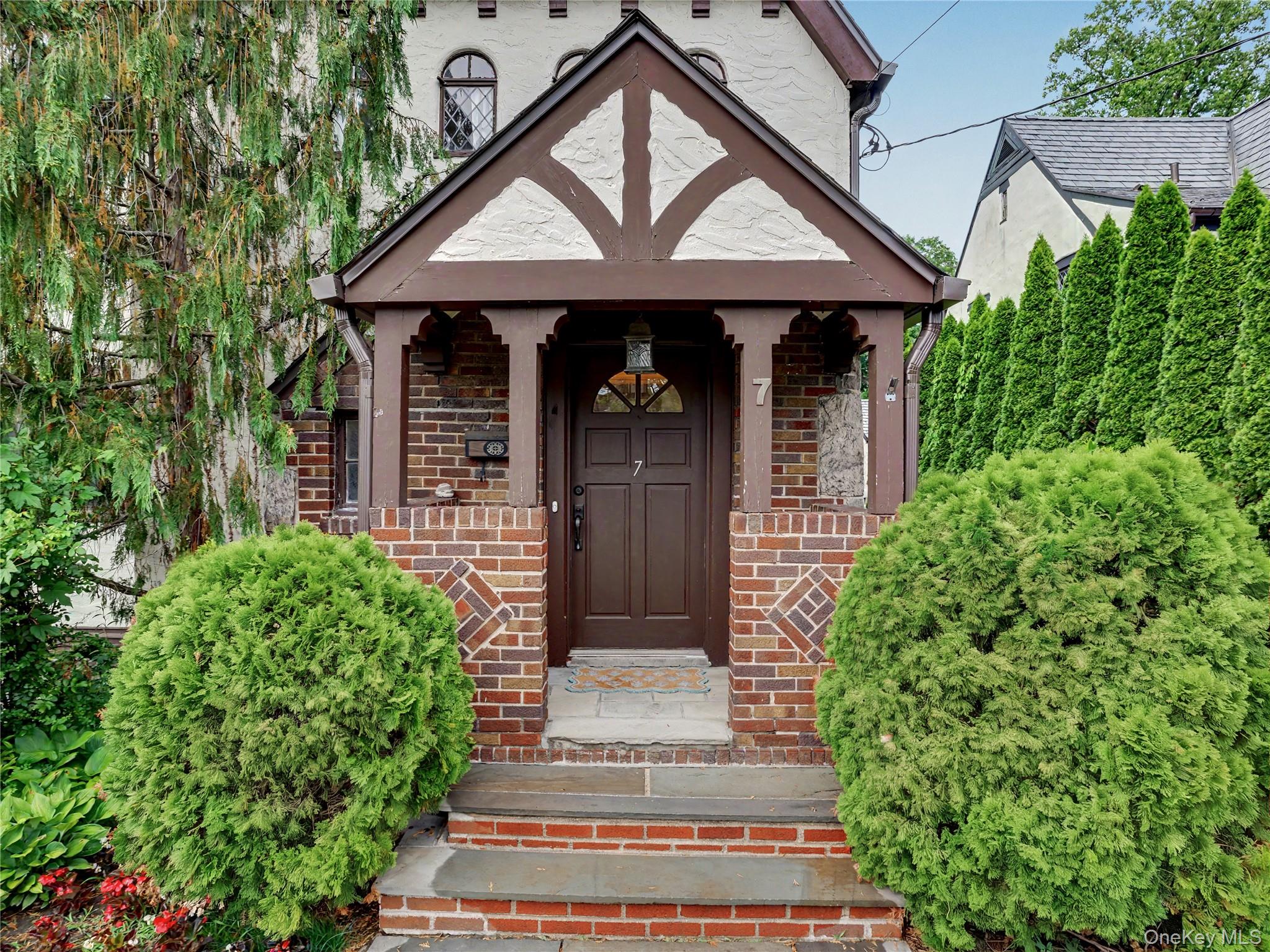 7 Huntwood Place Property Photo 3