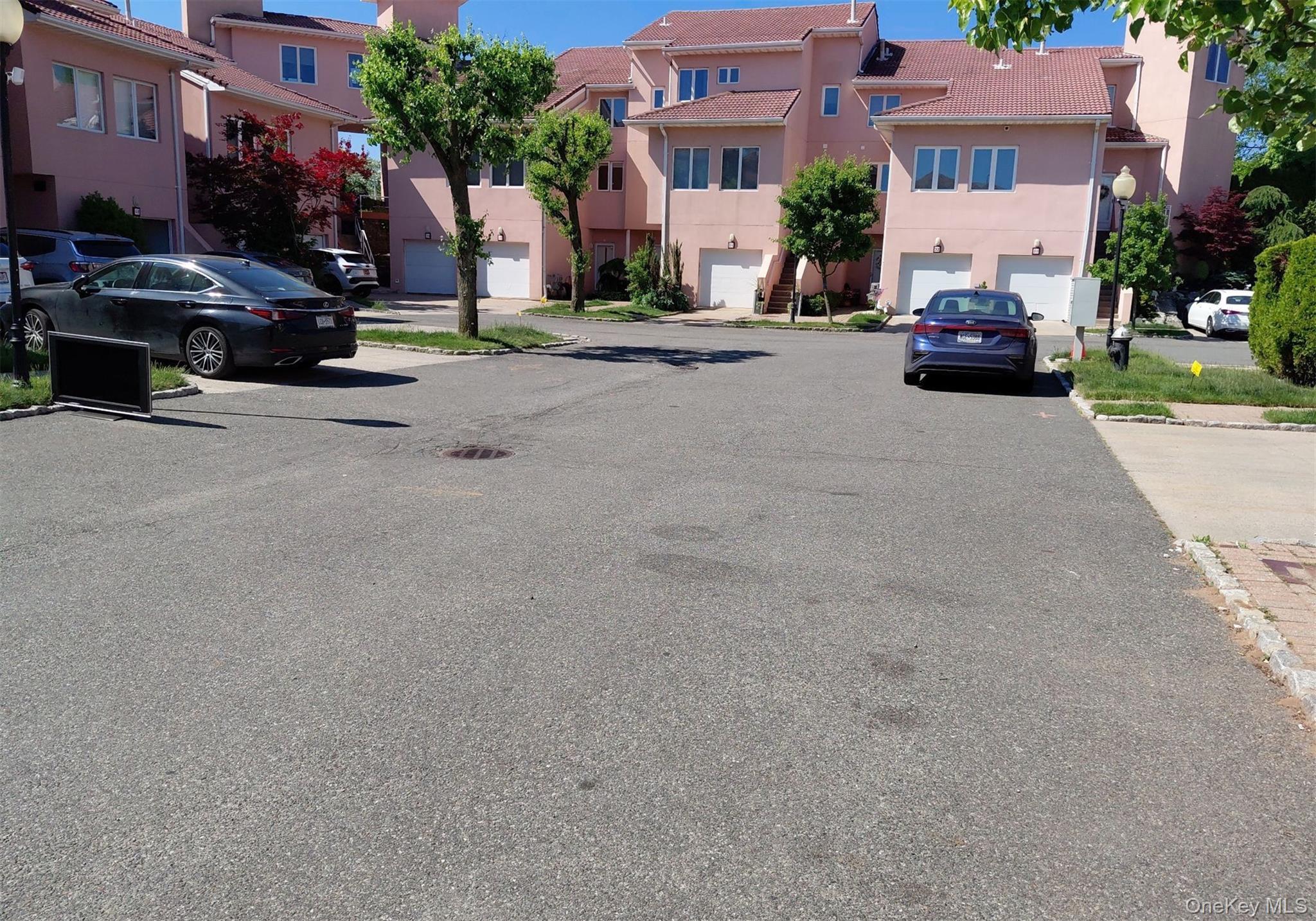 57 Harbour Court Property Photo 4