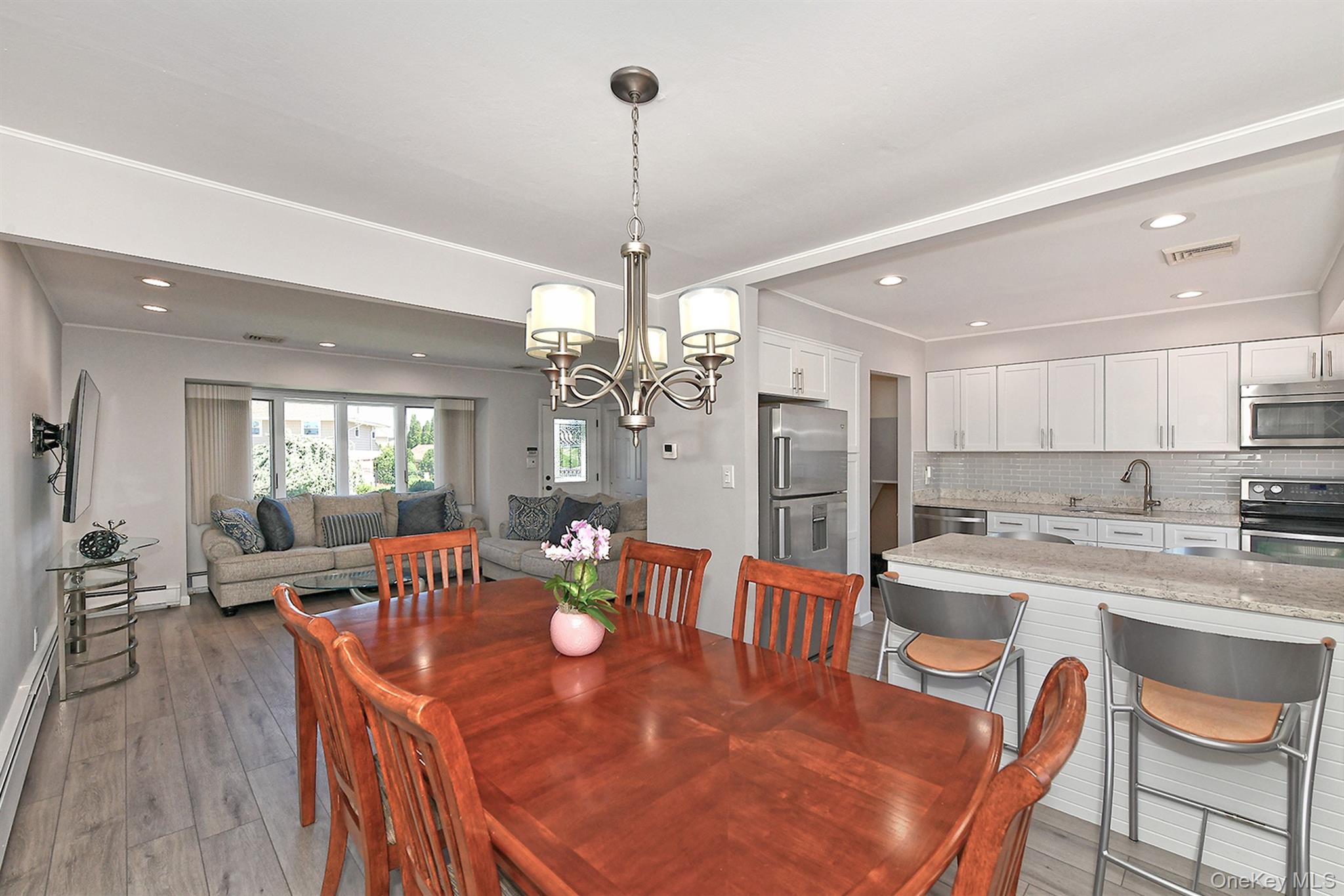 36 Lane Avenue Property Photo 10