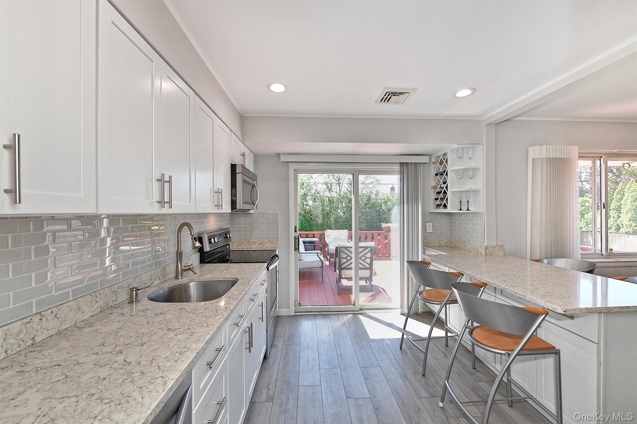 36 Lane Avenue Property Photo 12