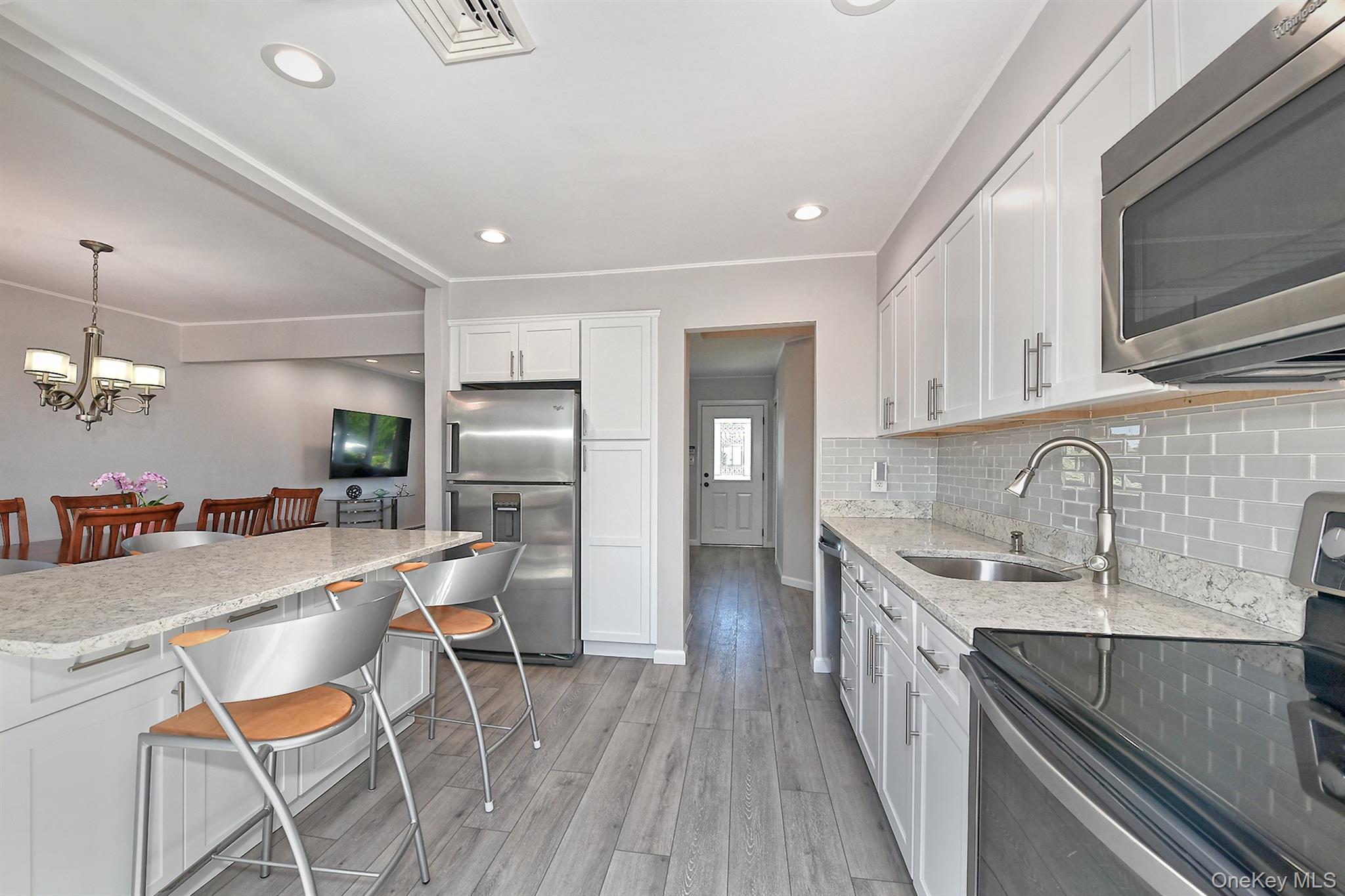 36 Lane Avenue Property Photo 13