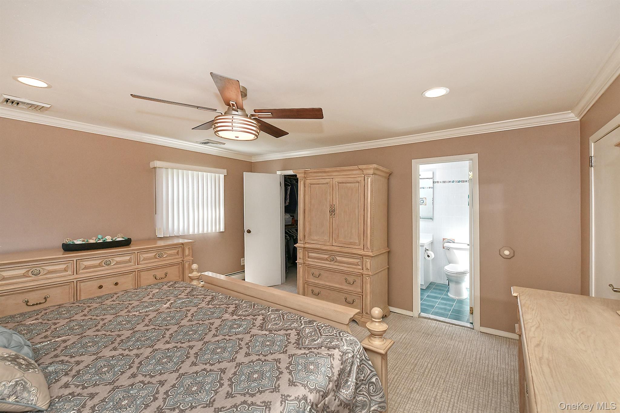 36 Lane Avenue Property Photo 23