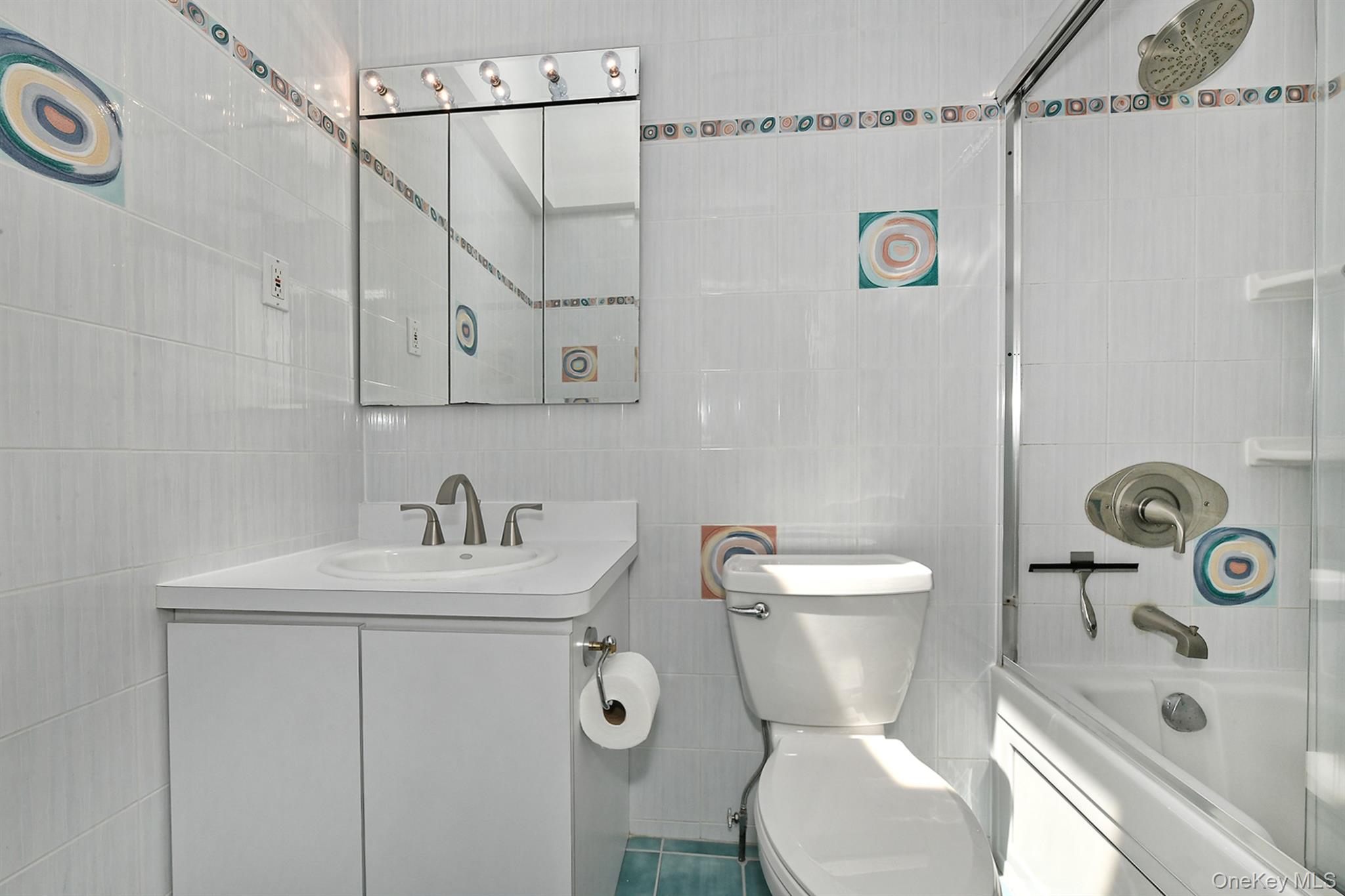 36 Lane Avenue Property Photo 24
