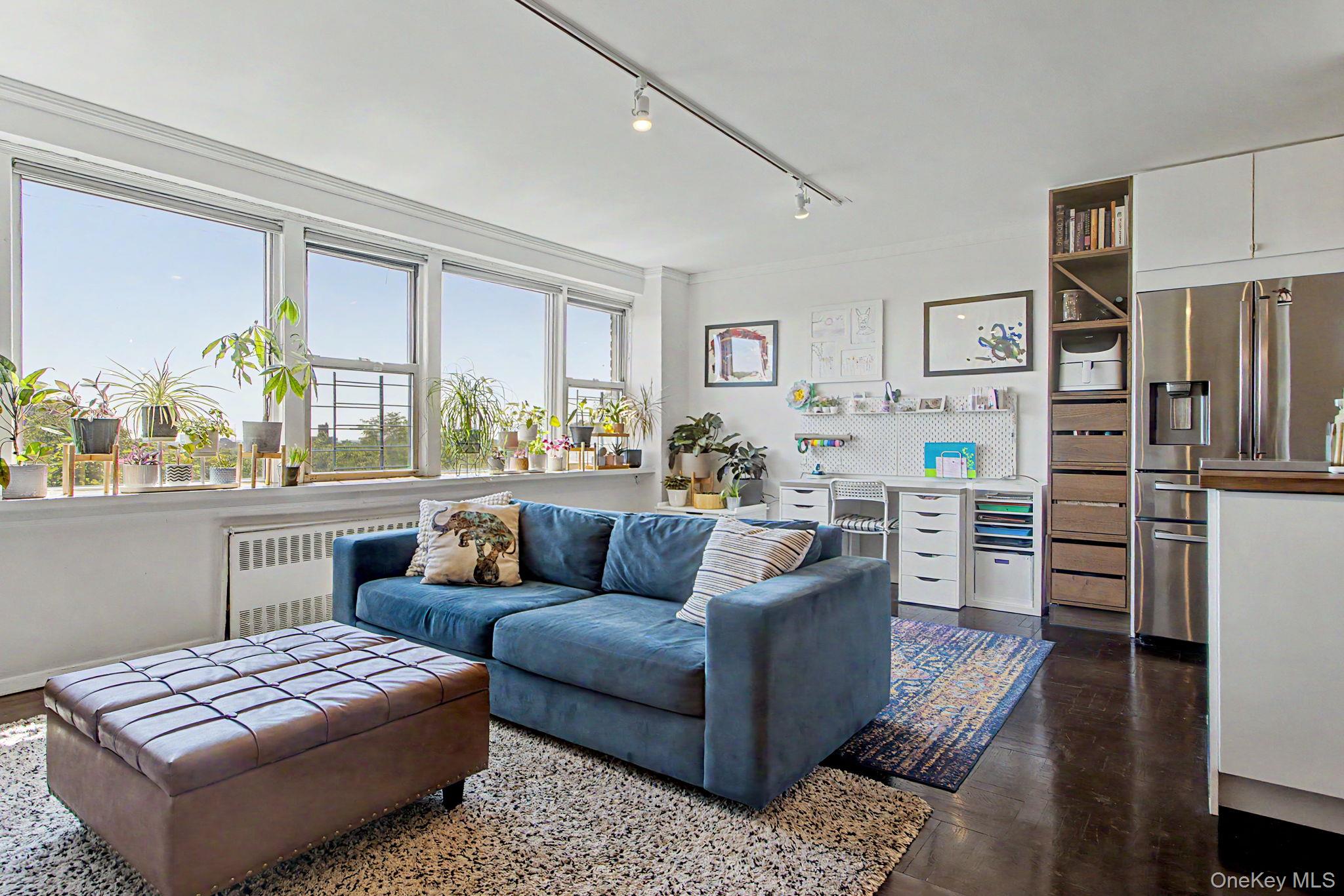 4555 Henry Hudson Parkway 805 Property Photo 11