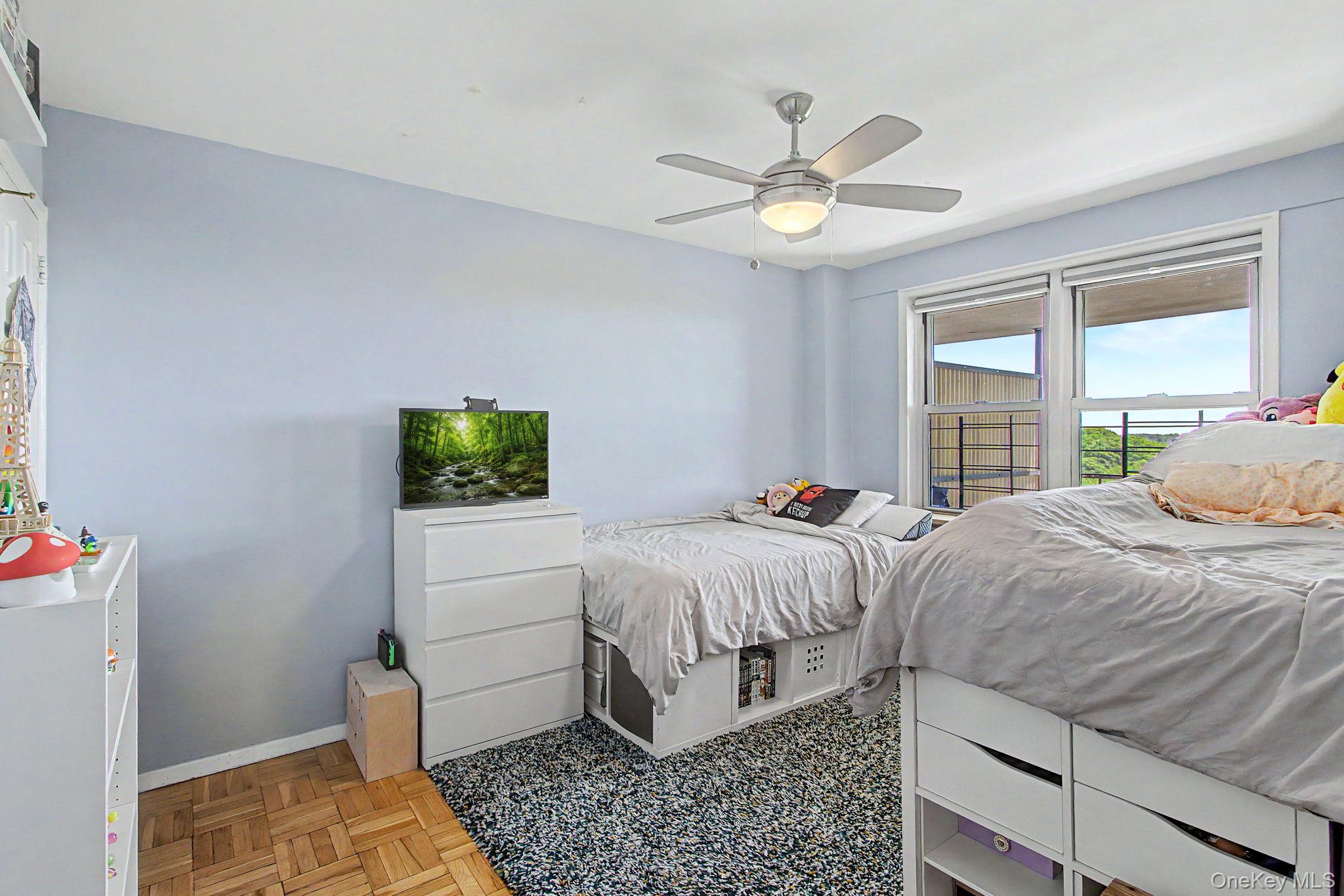 4555 Henry Hudson Parkway 805 Property Photo 28