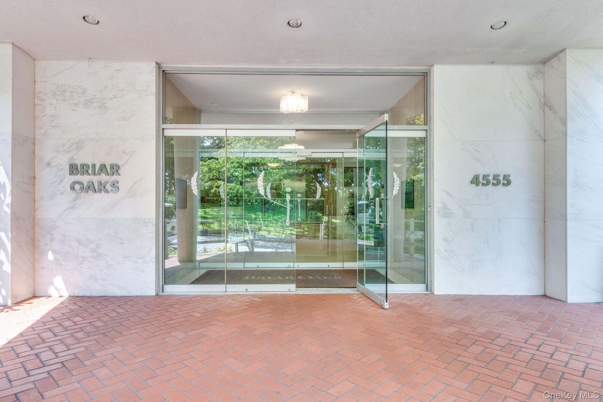 4555 Henry Hudson Parkway 805 Property Photo 39