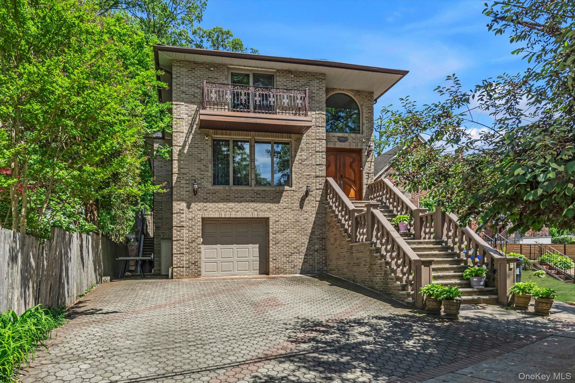 18042 Aberdeen Road Property Photo 1