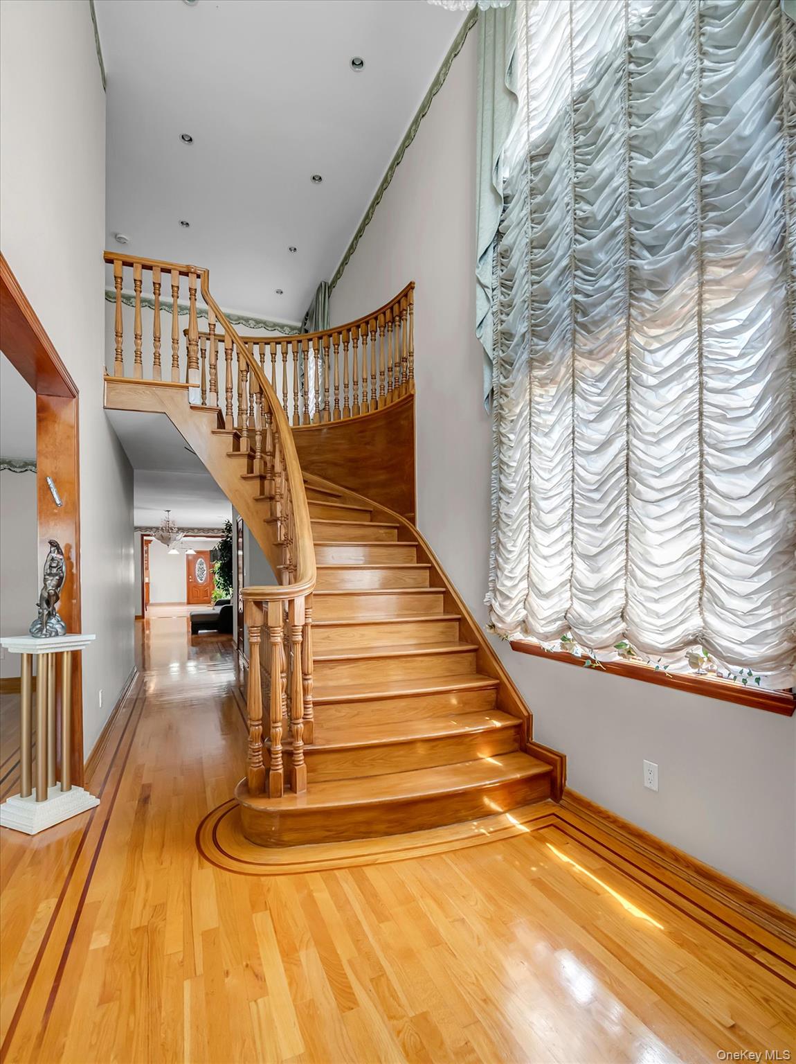 18042 Aberdeen Road Property Photo 3
