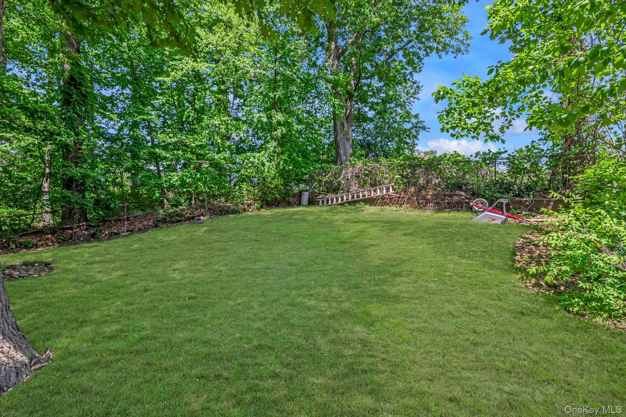 18042 Aberdeen Road Property Photo 24