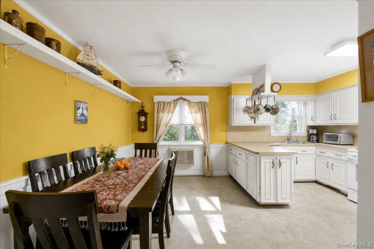 2571 Seymour Avenue Property Photo 4