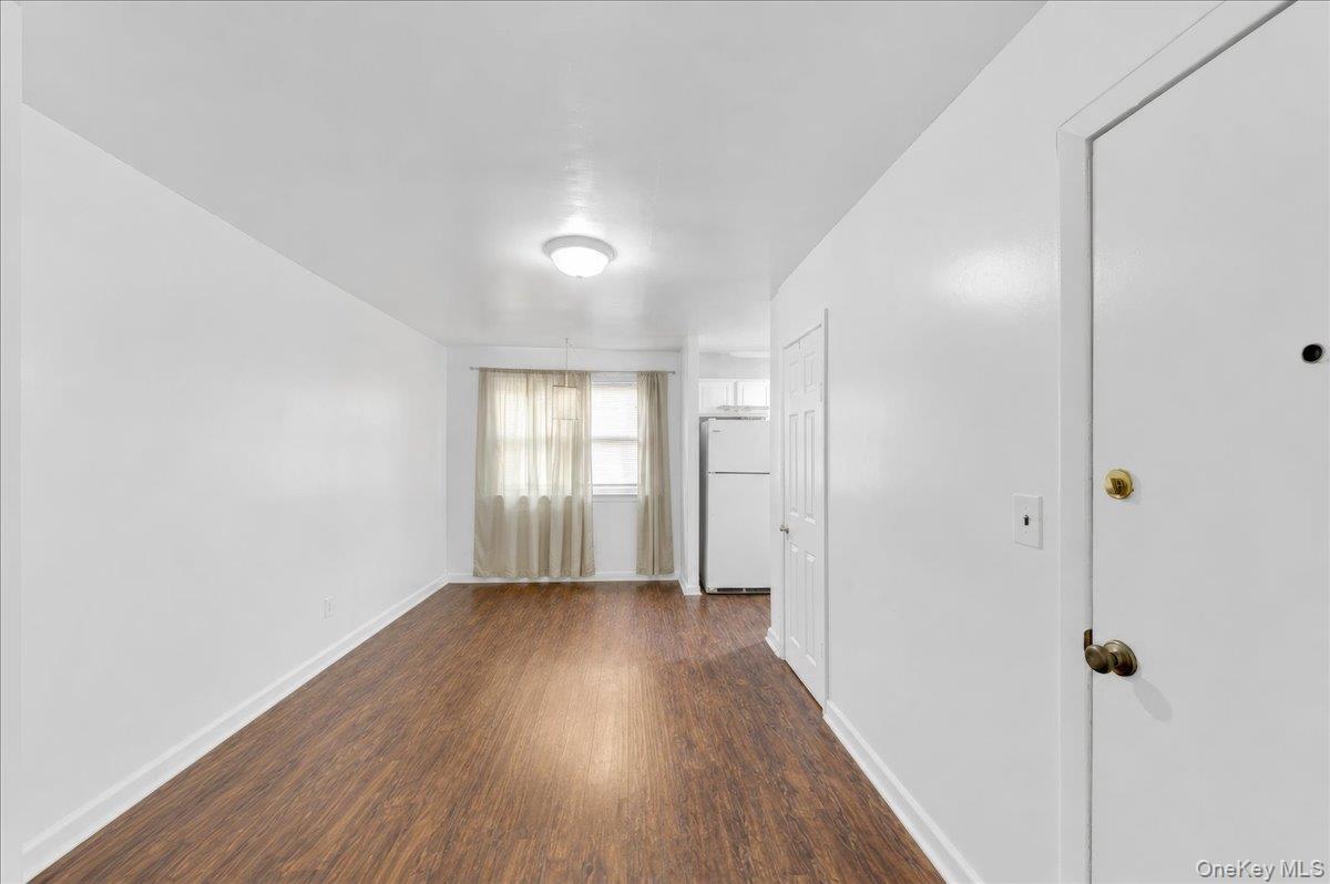 2571 Seymour Avenue Property Photo 11