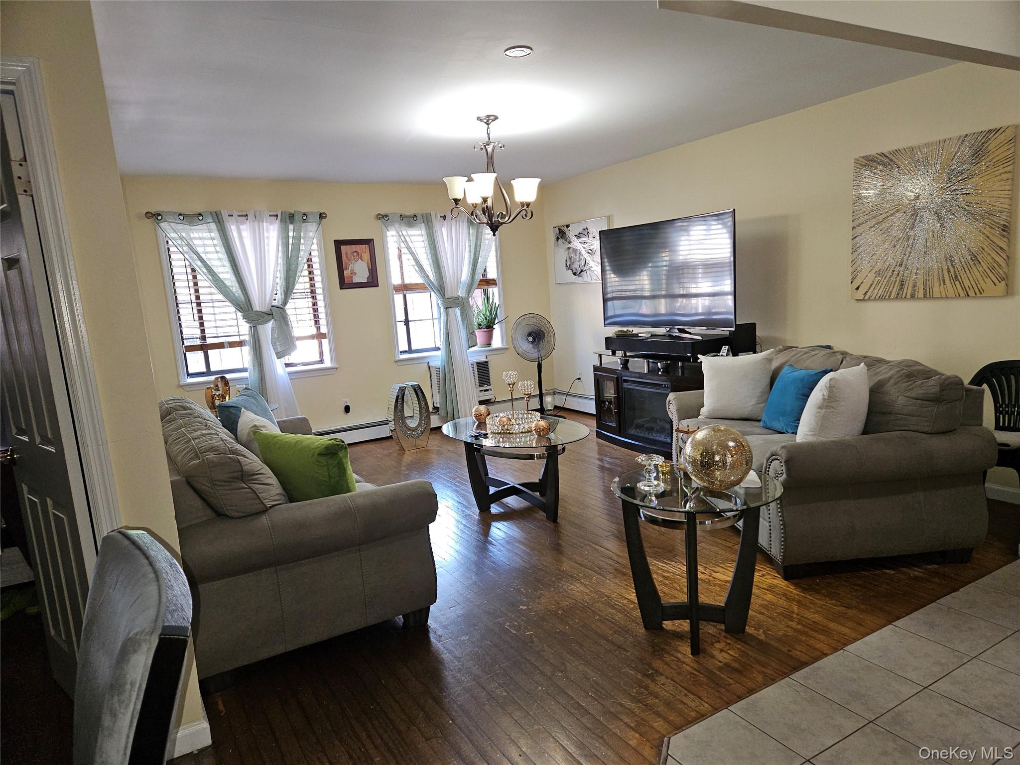 1297 Clay Avenue Property Photo 9