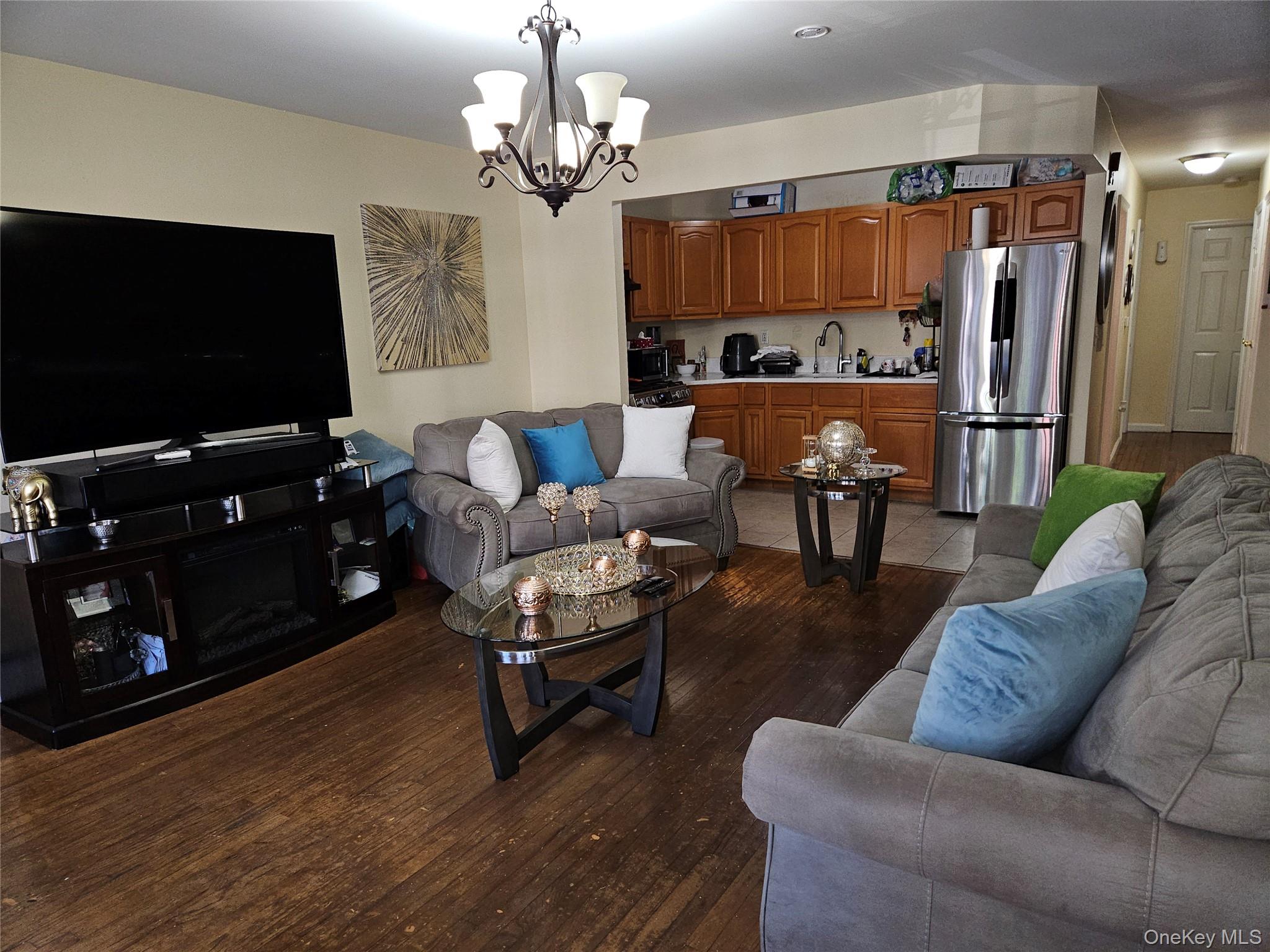 1297 Clay Avenue Property Photo 11