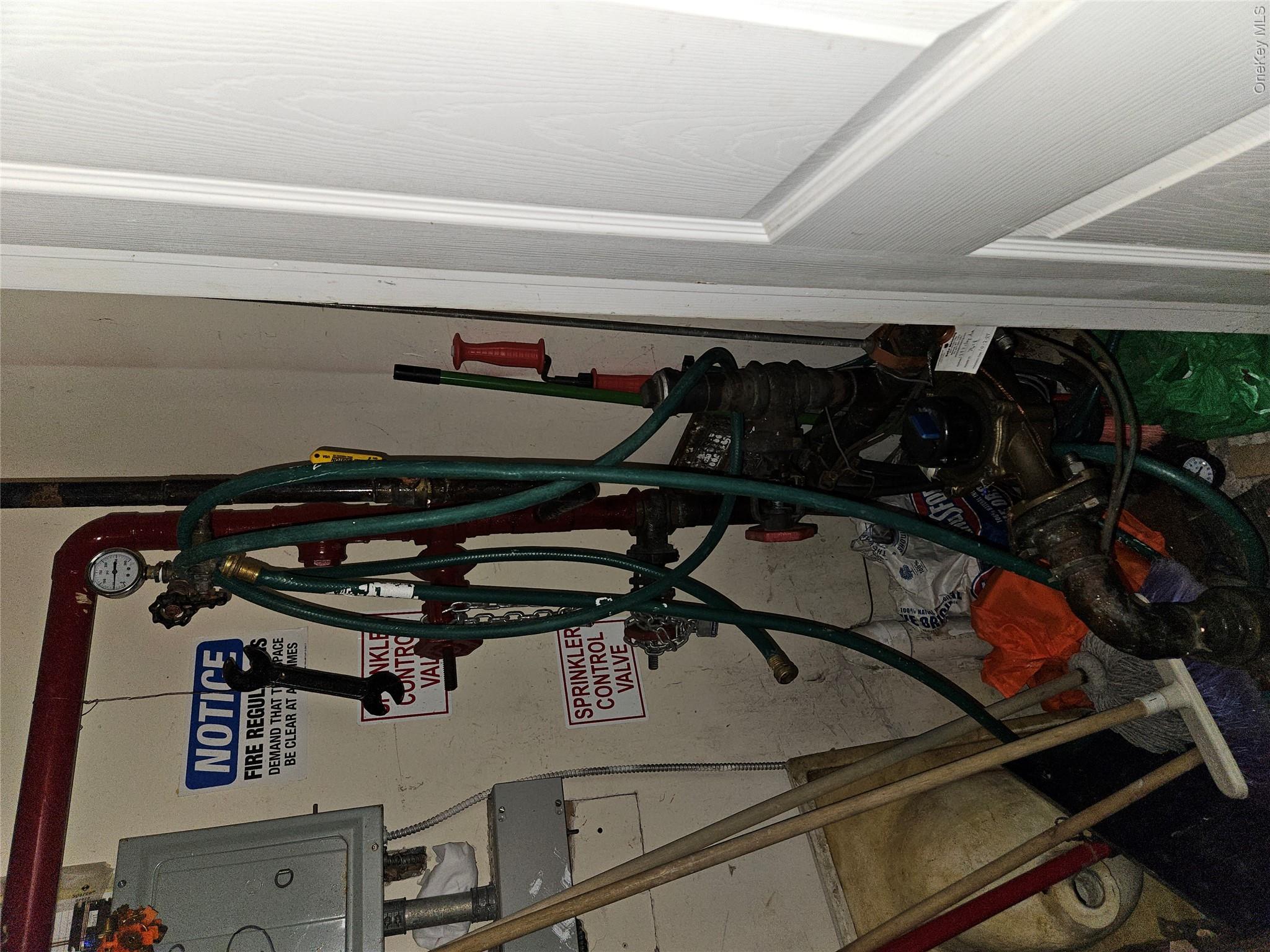 1297 Clay Avenue Property Photo 18