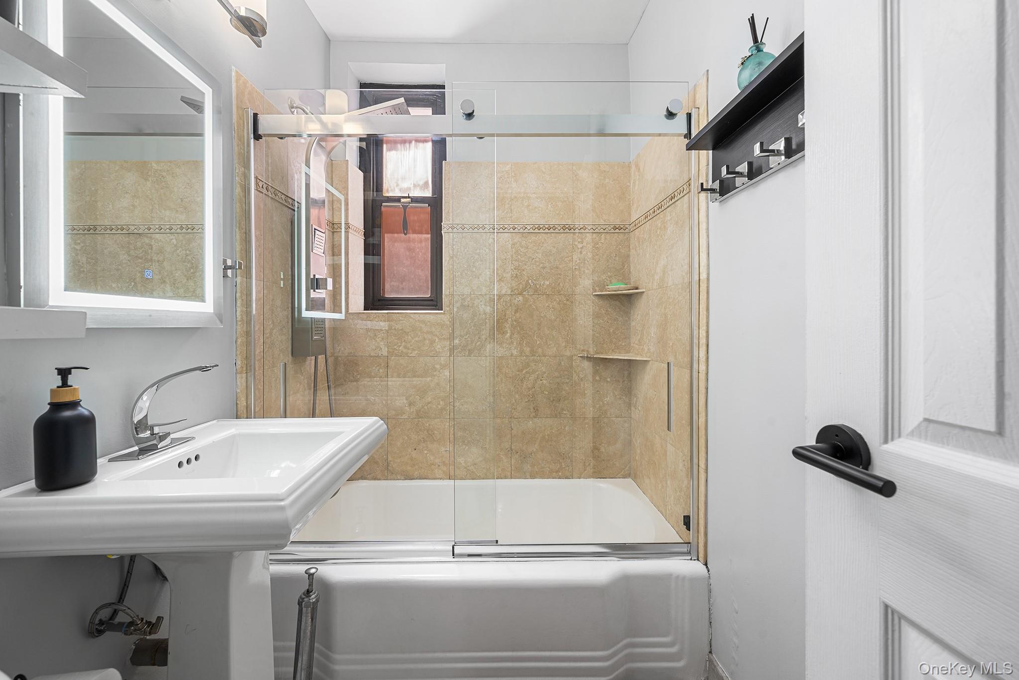 555 Bronx River Road 3p Property Photo 14