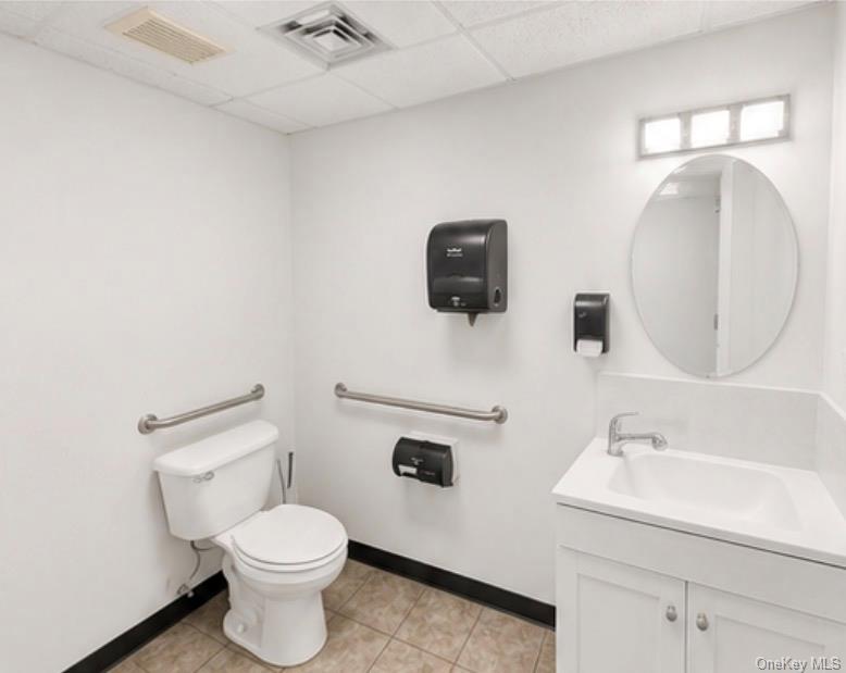 10 Frowein Road Property Photo 8