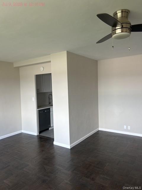 1 Fordham Hill Oval 12d Property Photo 3