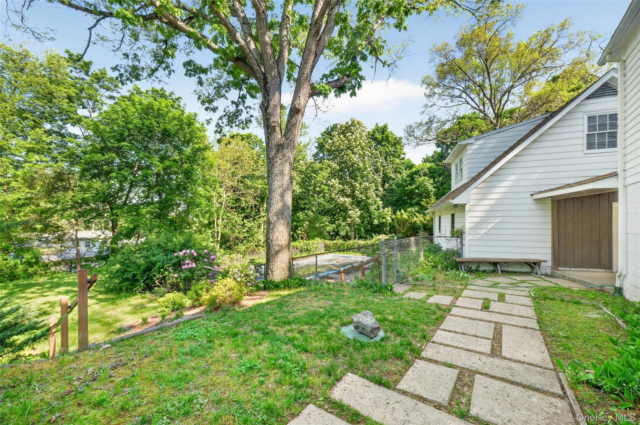 2 Merry Hill Road Property Photo 31
