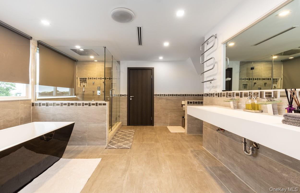 200 Clocks Boulevard Property Photo 15