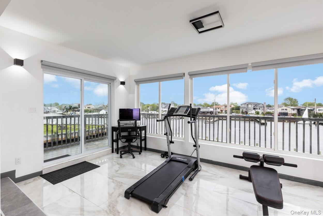 200 Clocks Boulevard Property Photo 24