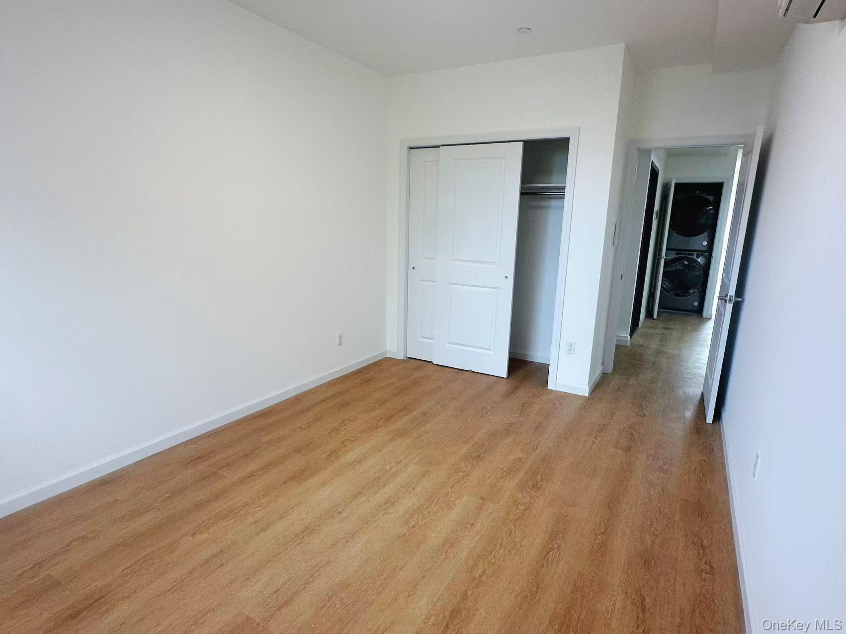 30-87 Steinway Street 2fl Property Photo 10