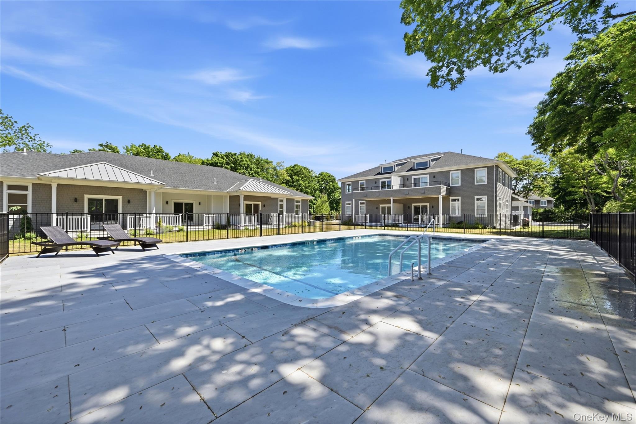 19 Montauk Highway 7 Property Photo 3