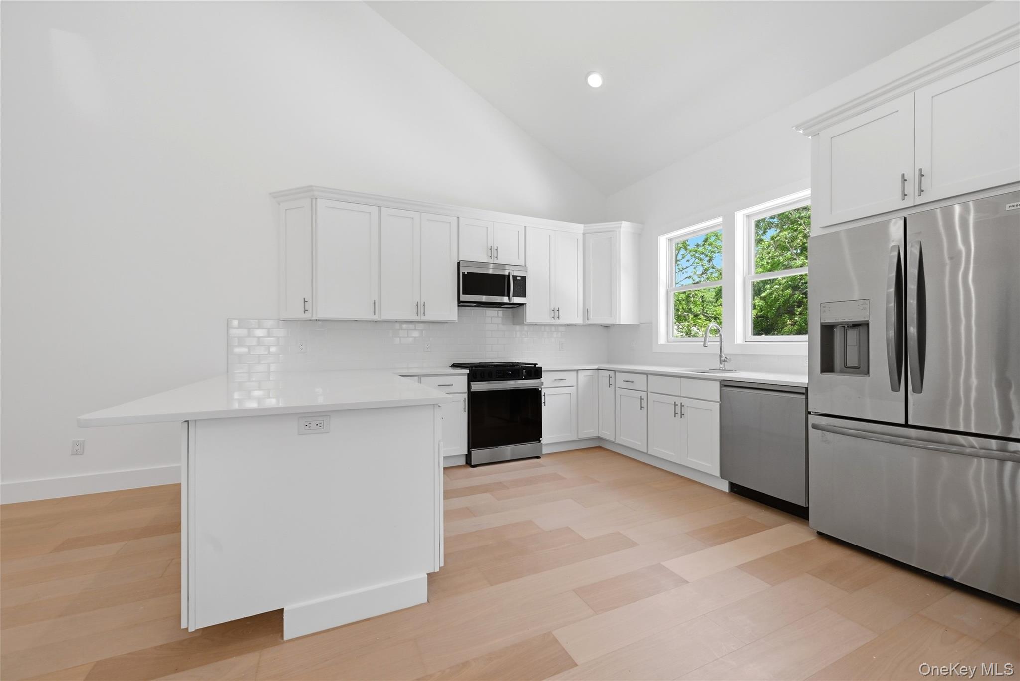 19 Montauk Highway 7 Property Photo 5