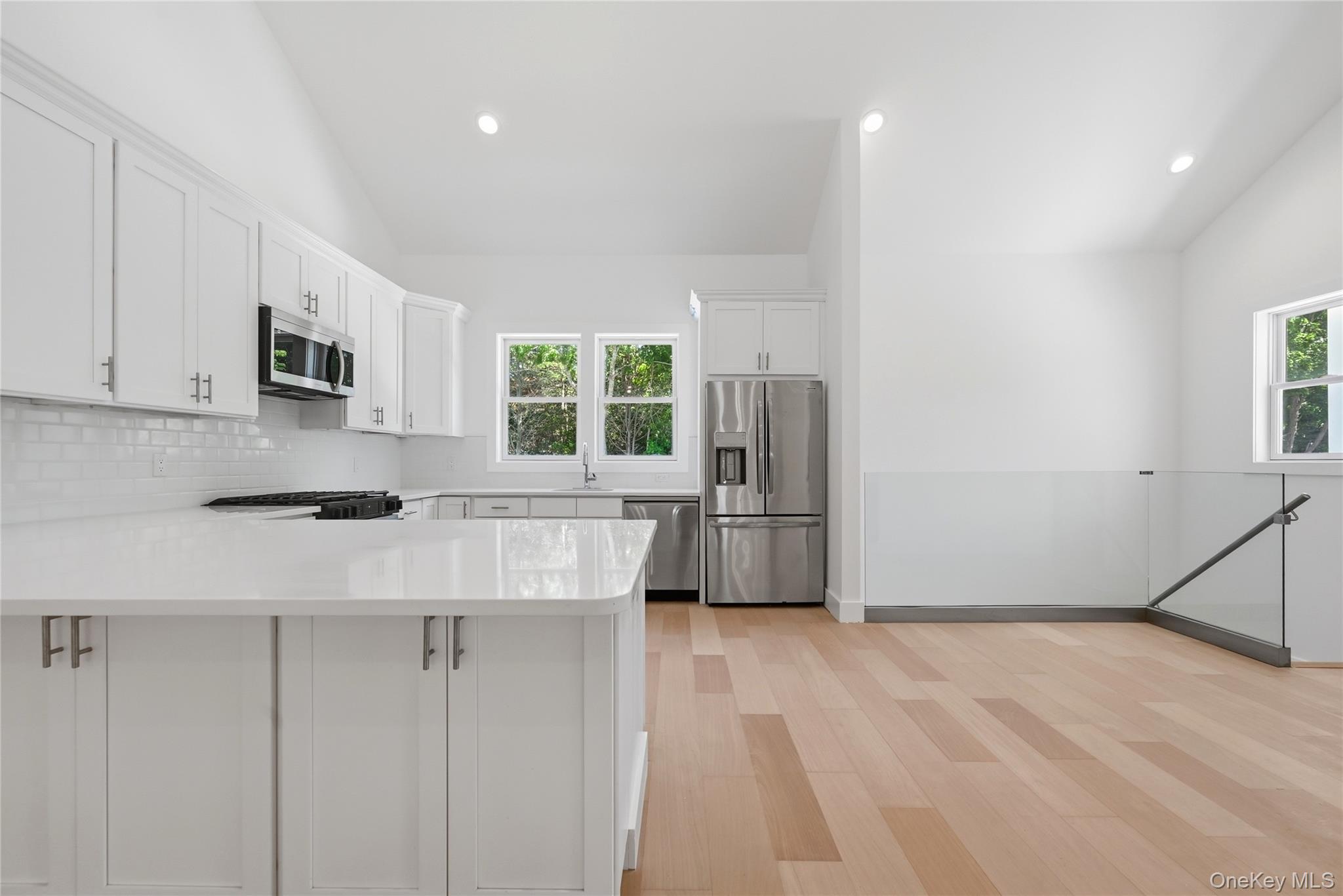 19 Montauk Highway 7 Property Photo 8