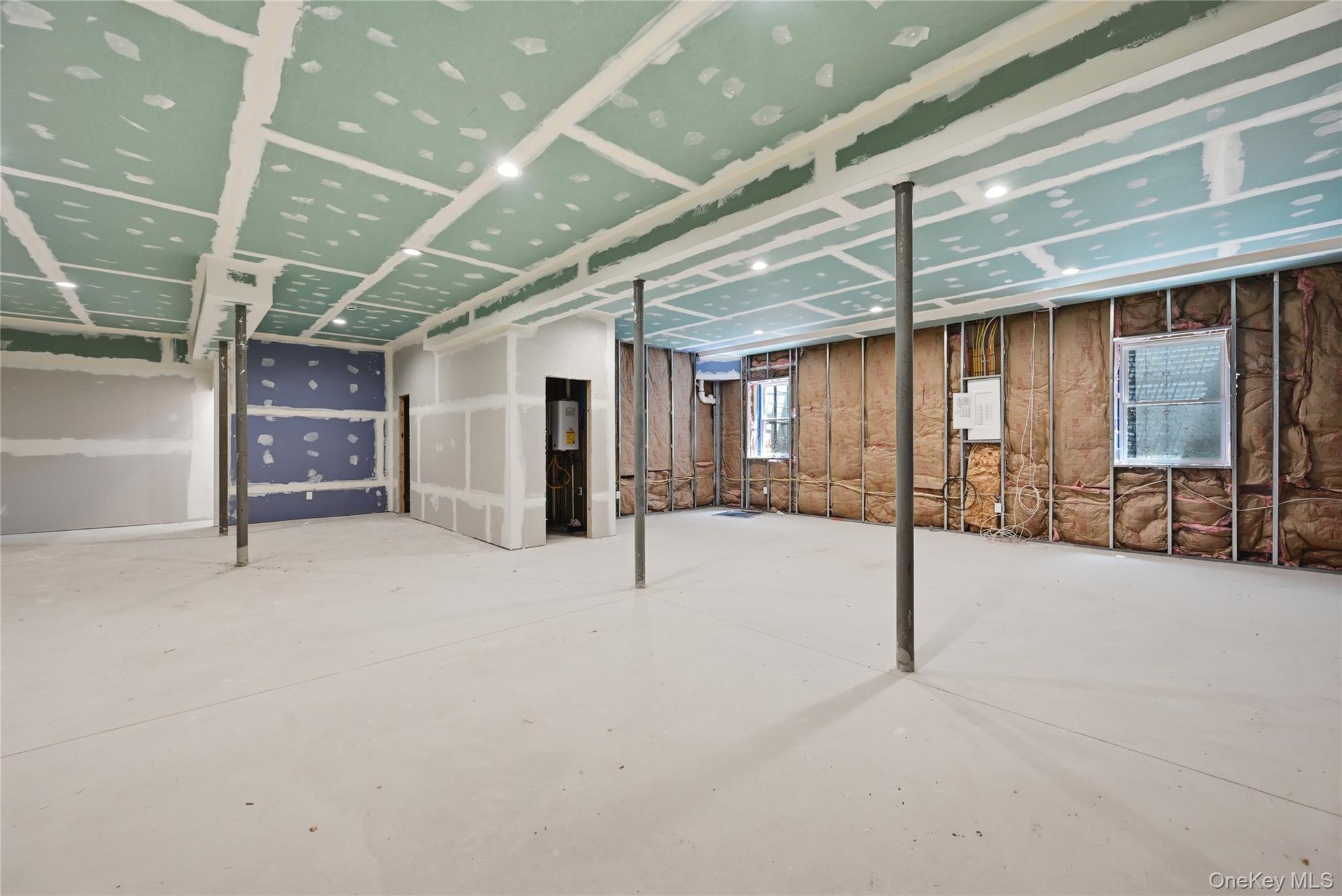 19 Montauk Highway 7 Property Photo 23