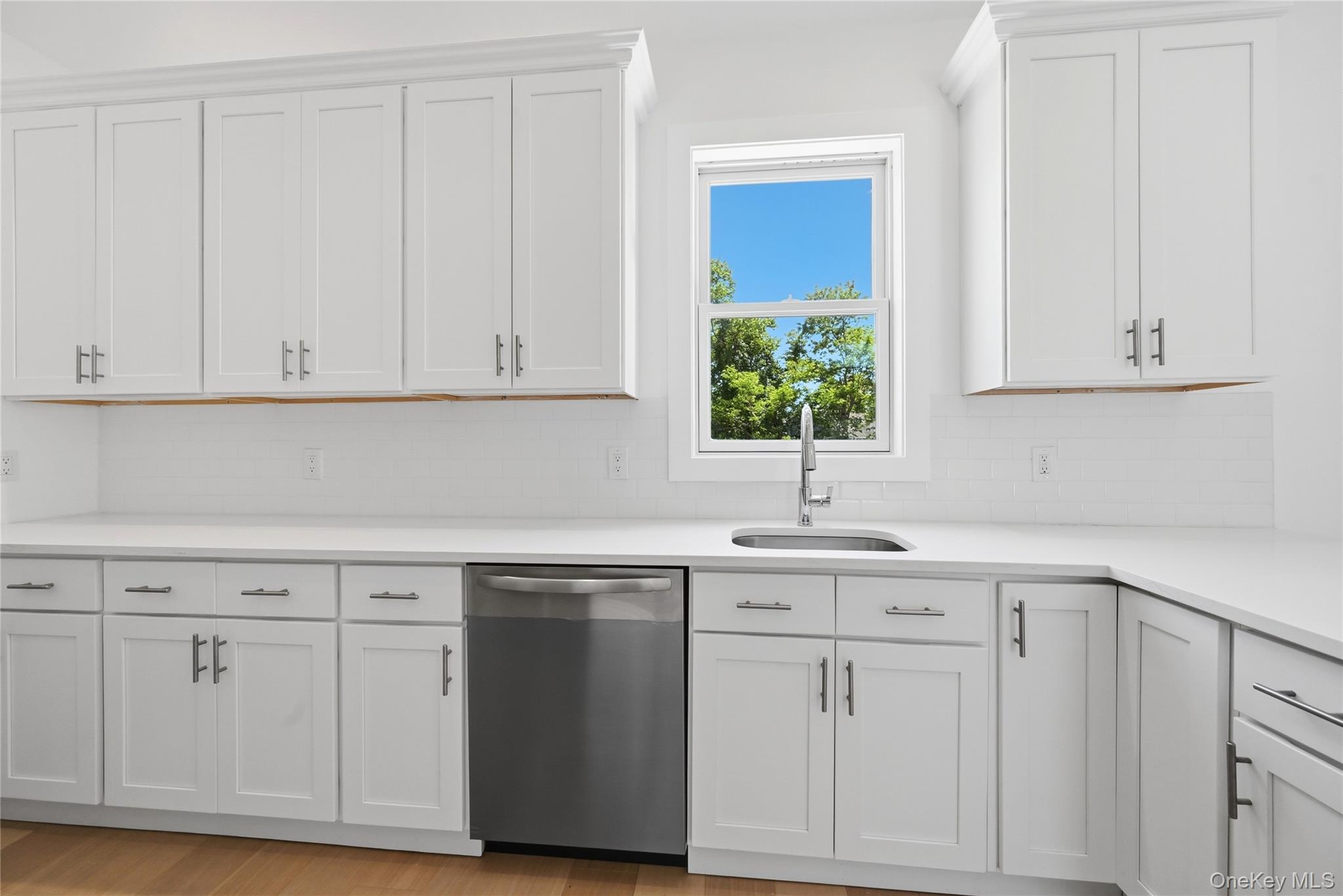 19 Montauk Highway 9 Property Photo 4