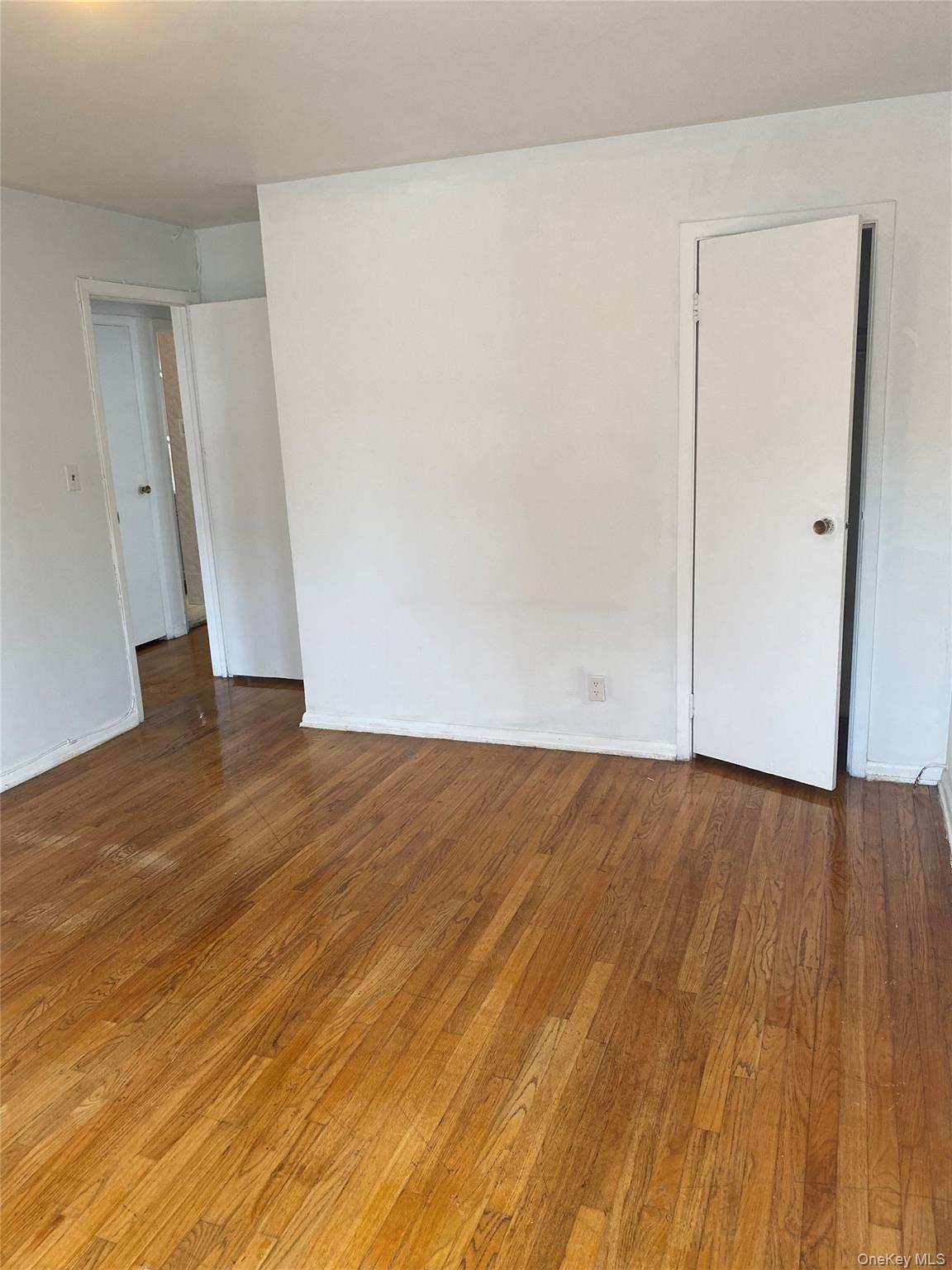 77 34 162nd Street 2 Property Photo 11