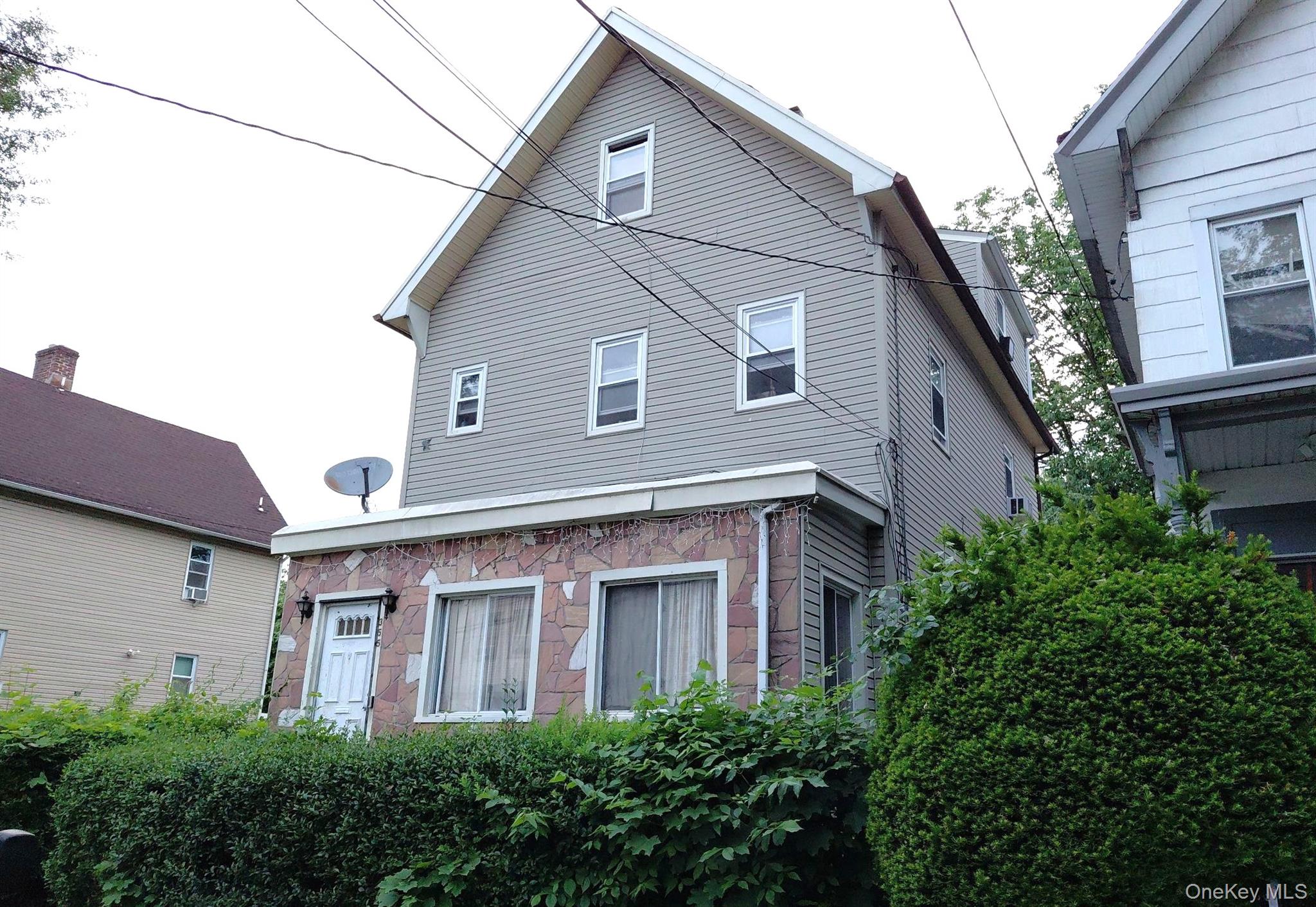 355 Union Avenue Property Photo 1