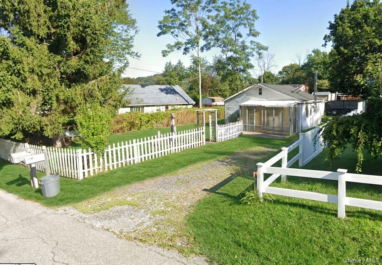 38 Huguenot Road Property Photo 1