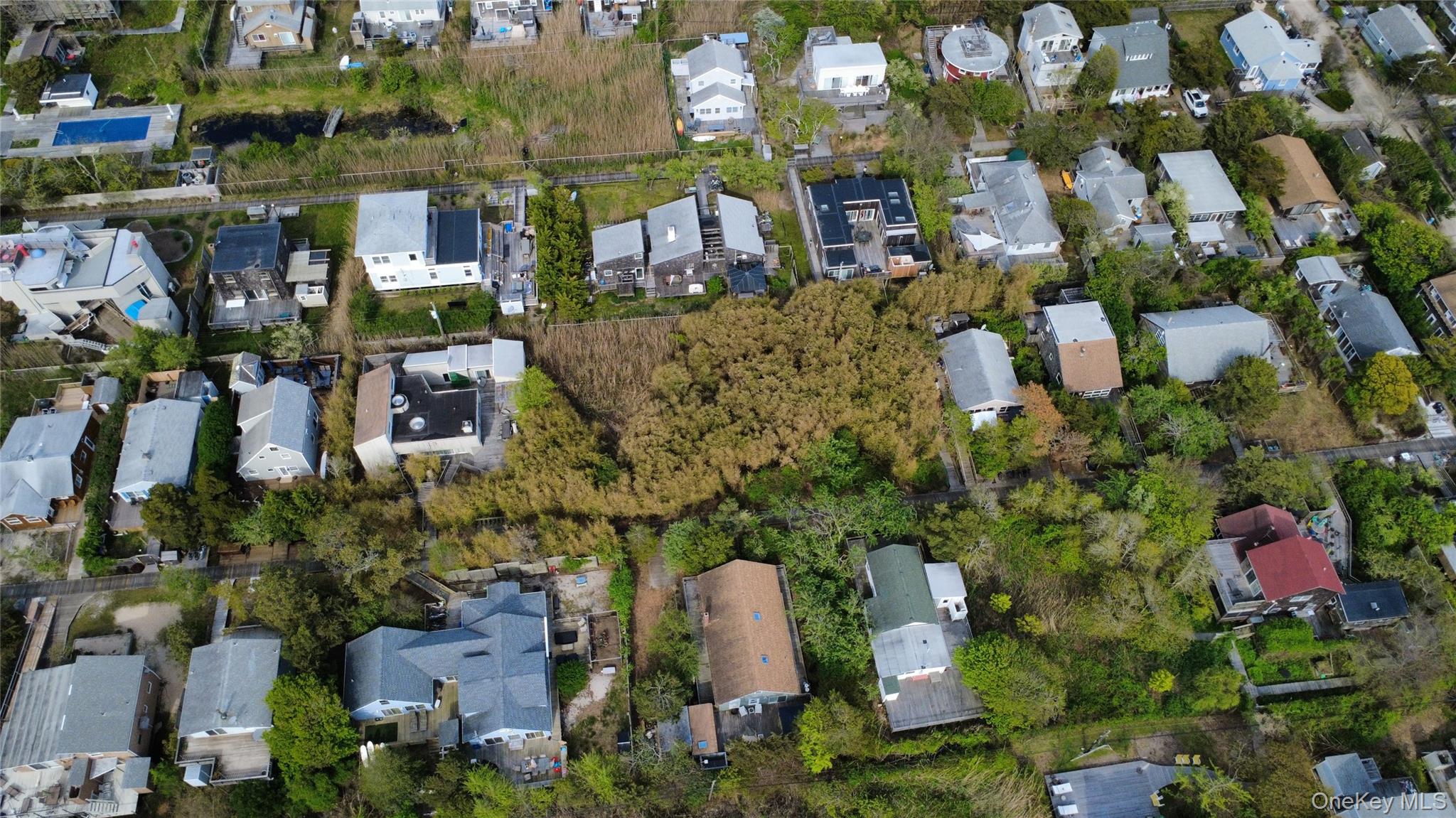 A 5 Avenue Property Photo 2