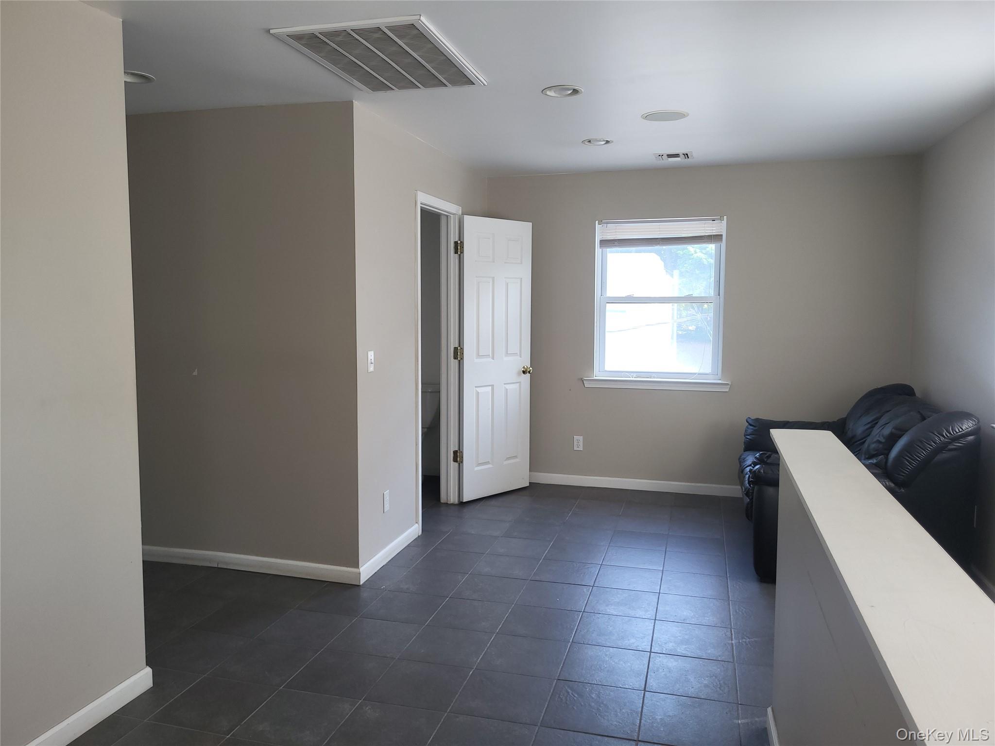 88 Monhagen Avenue Property Photo 8