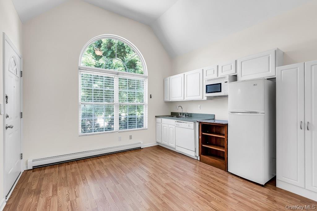 2 Lincoln Avenue Property Photo 17
