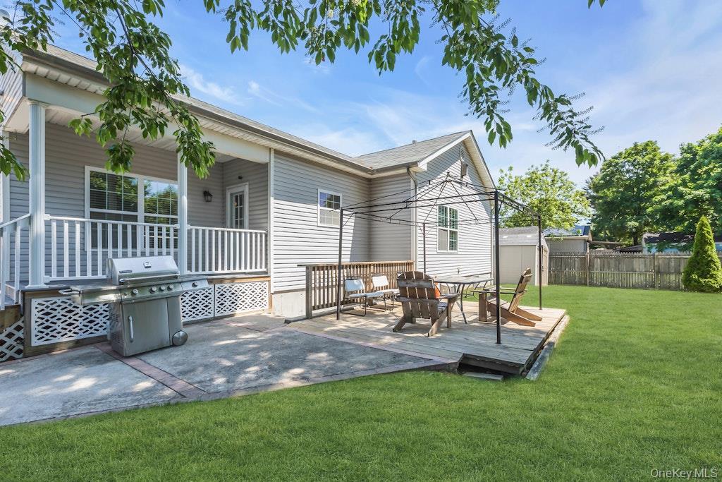 2 Lincoln Avenue Property Photo 24