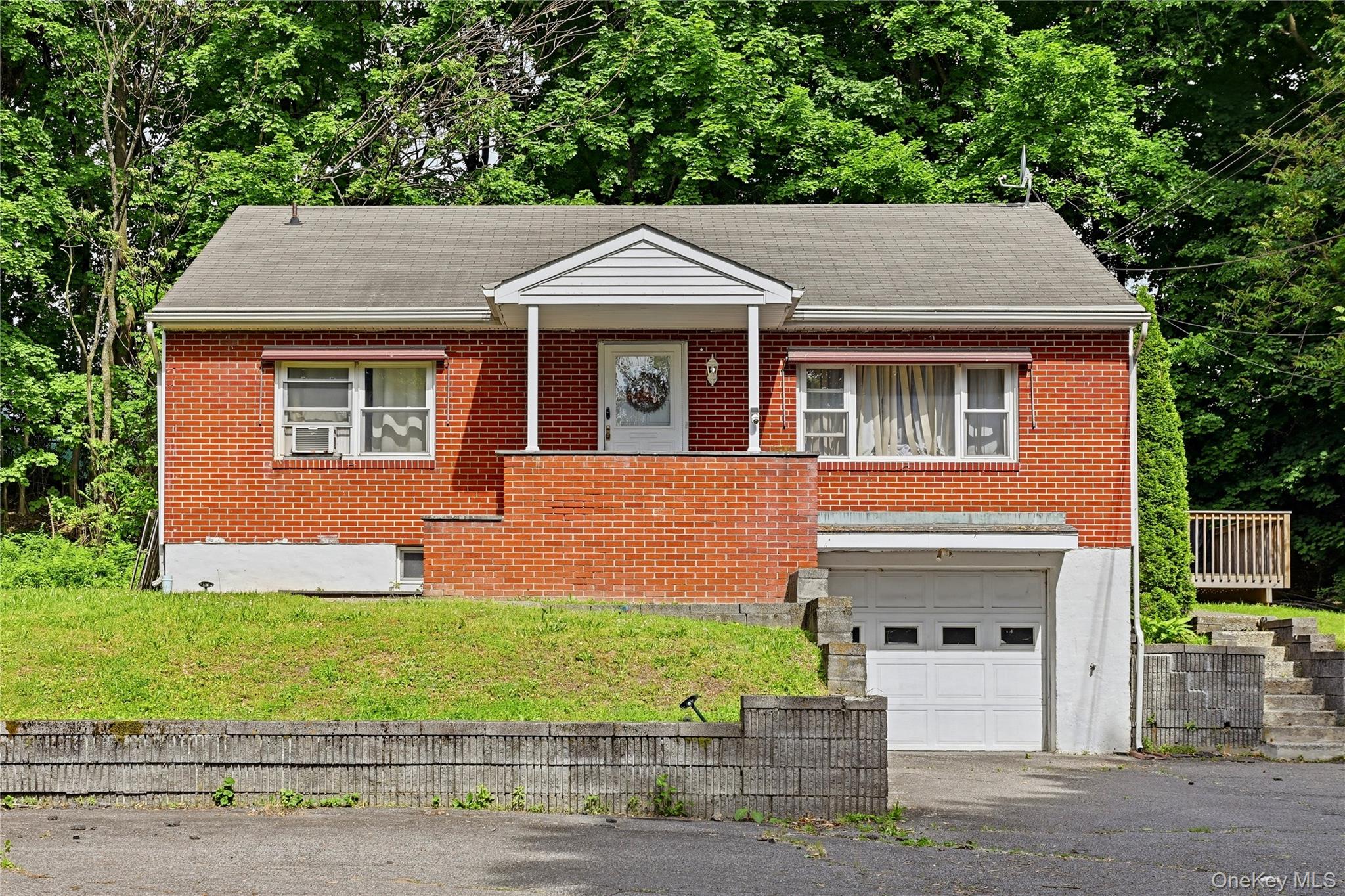 6 Riverview Avenue Property Photo 1