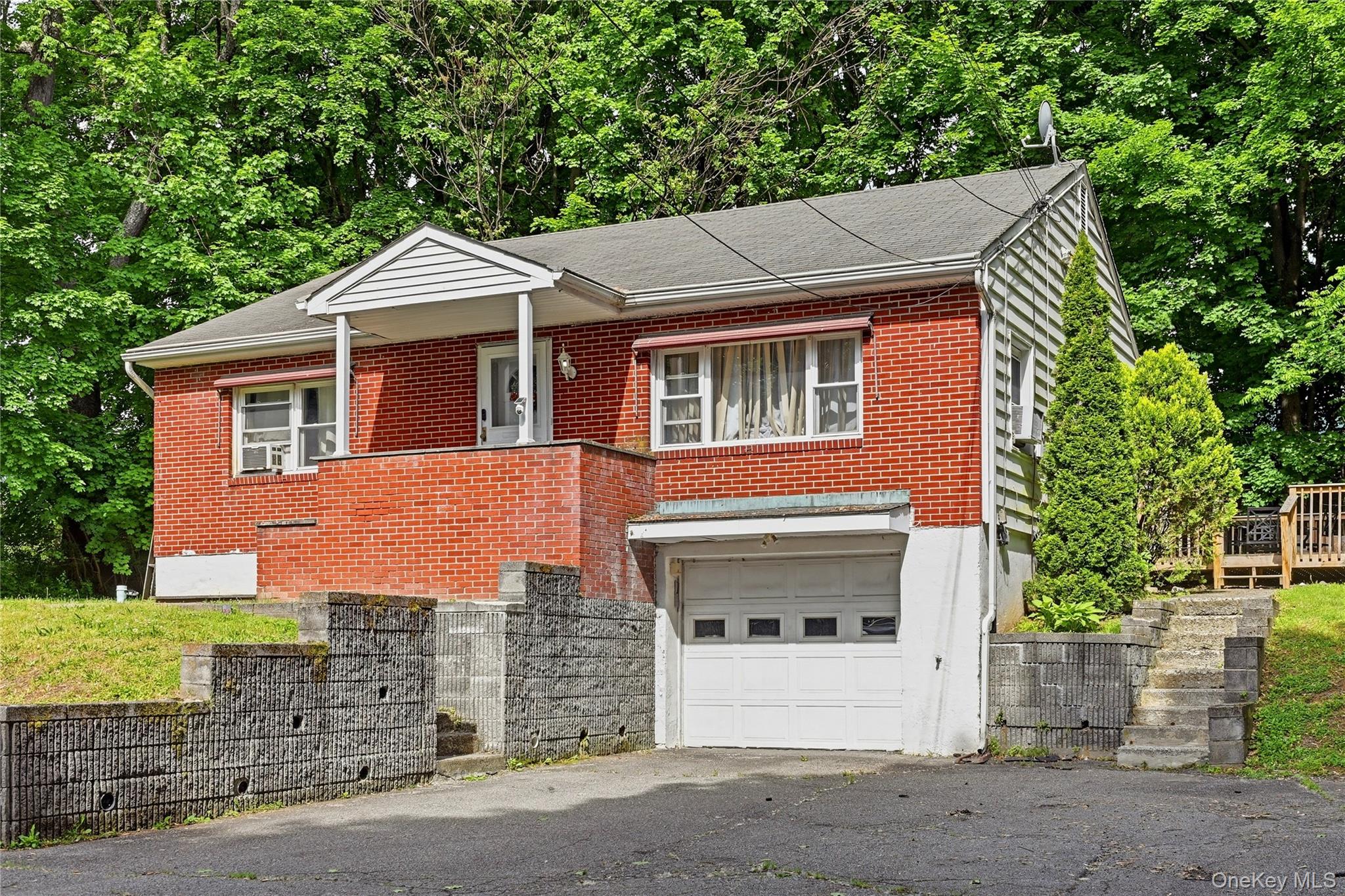6 Riverview Avenue Property Photo 2