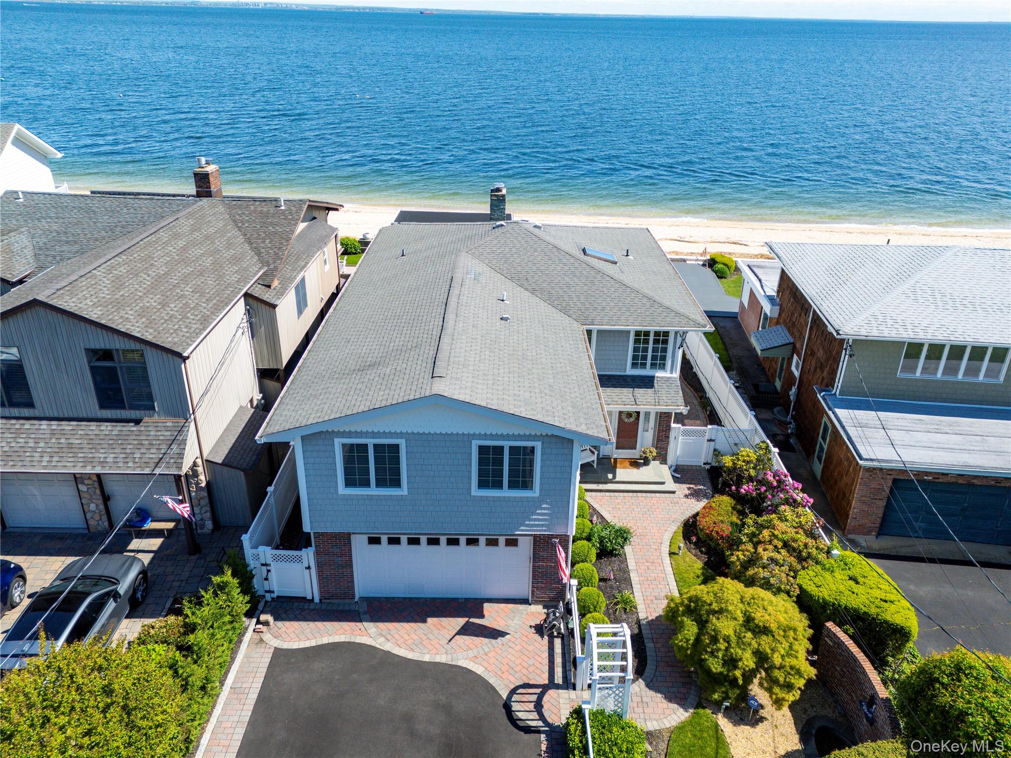 19 Oak Shore Drive Property Photo 1