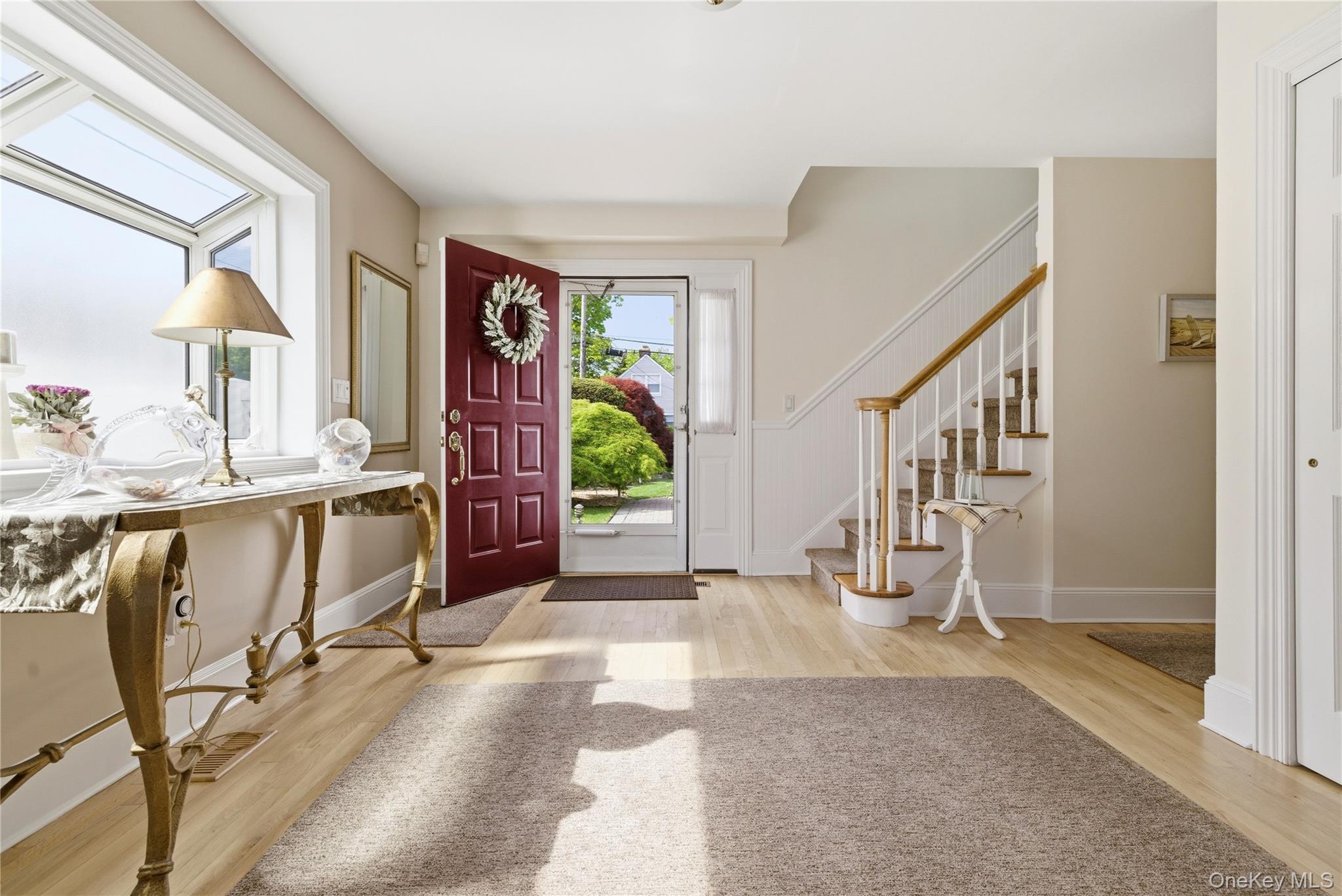 19 Oak Shore Drive Property Photo 4