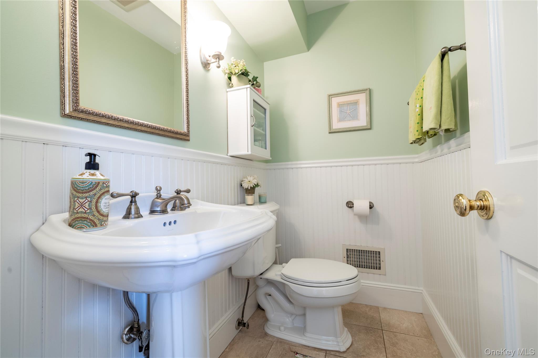 19 Oak Shore Drive Property Photo 11