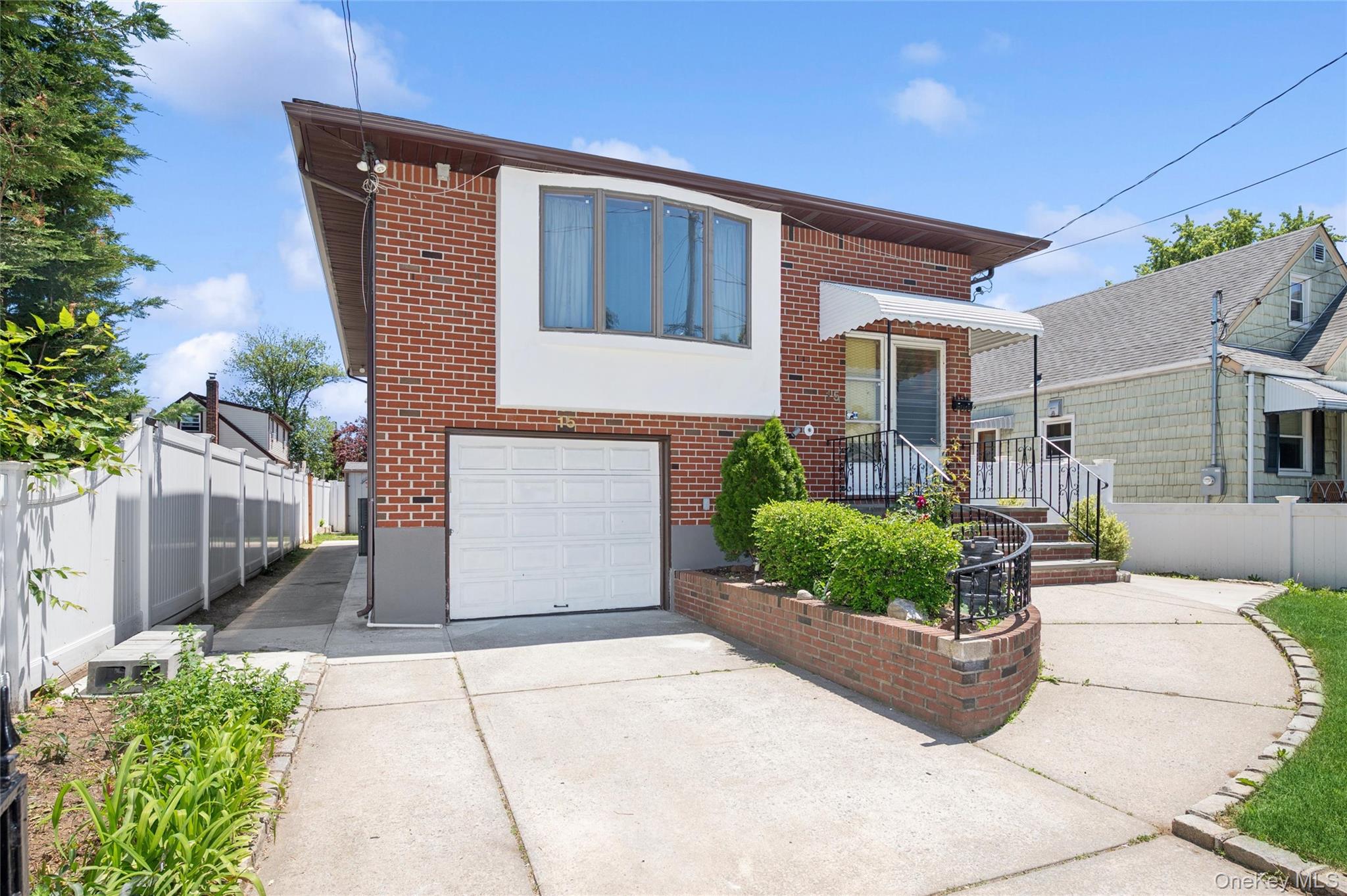 15 Belmont Boulevard Property Photo 5